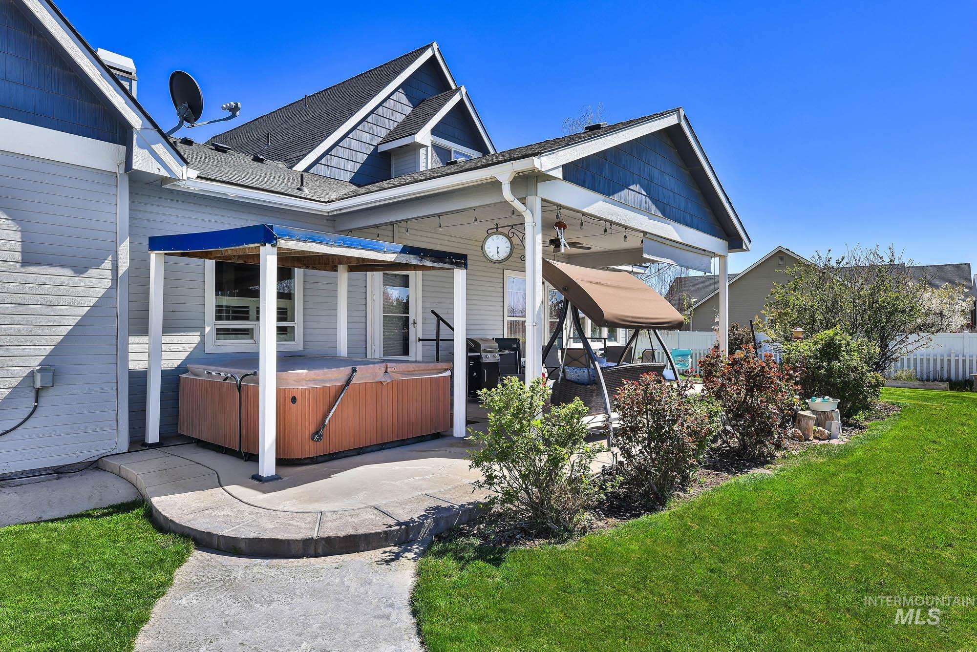 15955 Wintergreen, Caldwell, Idaho 83607, 3 Bedrooms, 2.5 Bathrooms, Residential For Sale, Price $700,000,MLS 98988095