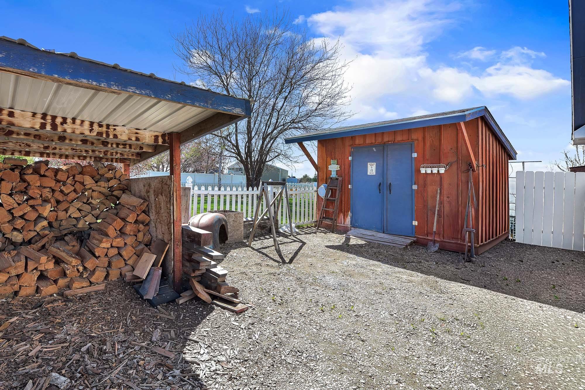 15955 Wintergreen, Caldwell, Idaho 83607, 3 Bedrooms, 2.5 Bathrooms, Residential For Sale, Price $700,000,MLS 98988095