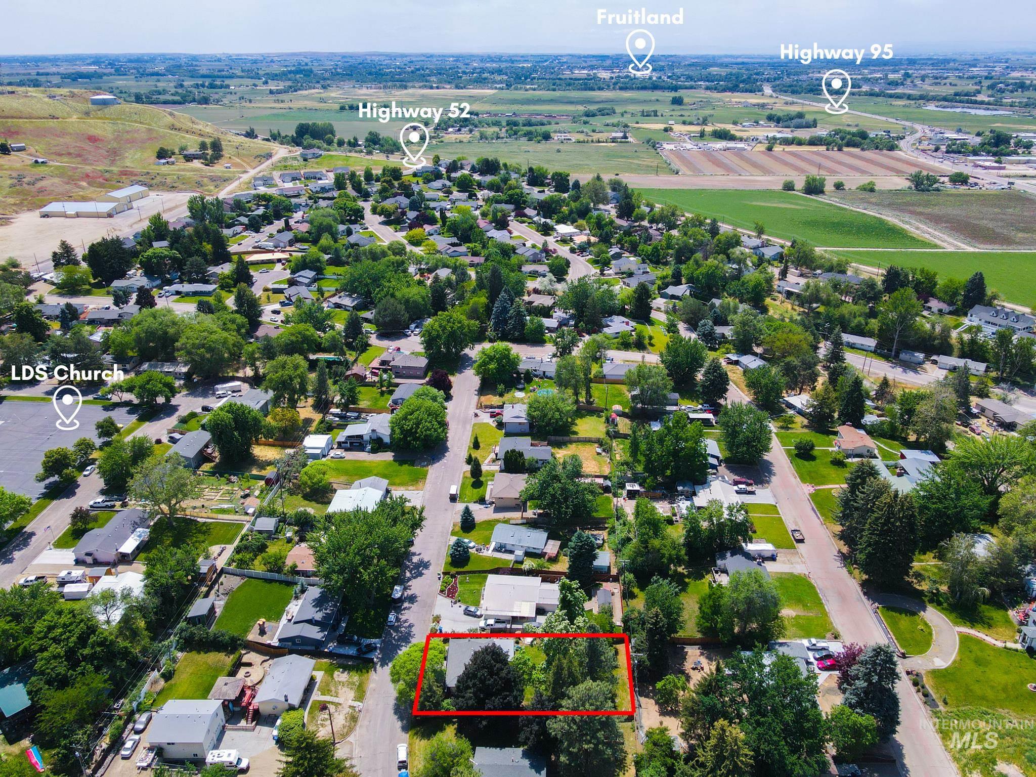 446 Perry Dr., Payette, Idaho 83661-0000, 4 Bedrooms, 2 Bathrooms, Residential For Sale, Price $415,000,MLS 98988100
