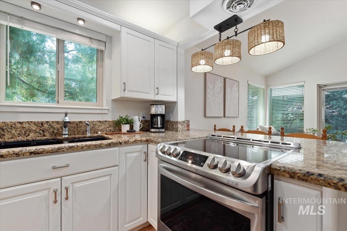 1979 S Springbrook Ln, Boise, Idaho 83706, 3 Bedrooms, 2.5 Bathrooms, Residential For Sale, Price $895,000, 98988102