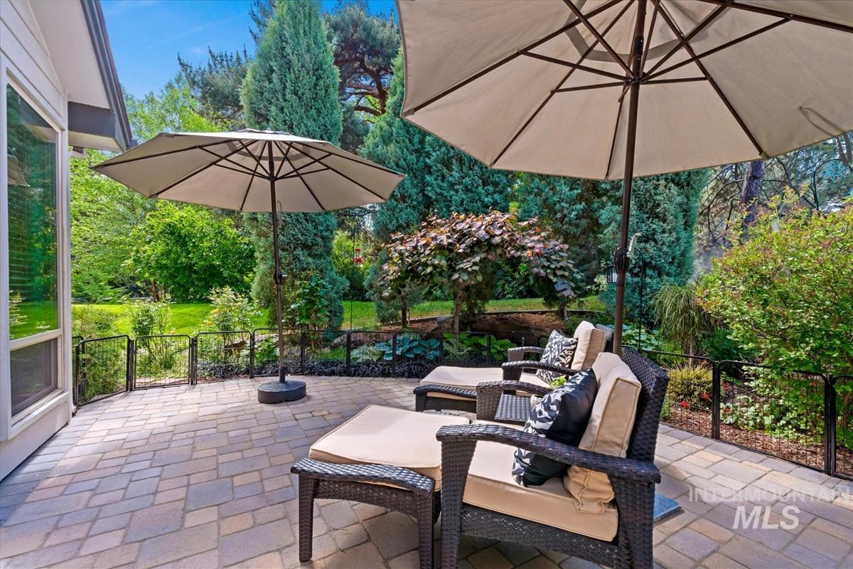 1979 S Springbrook Ln, Boise, Idaho 83706, 3 Bedrooms, 2.5 Bathrooms, Residential For Sale, Price $895,000, 98988102