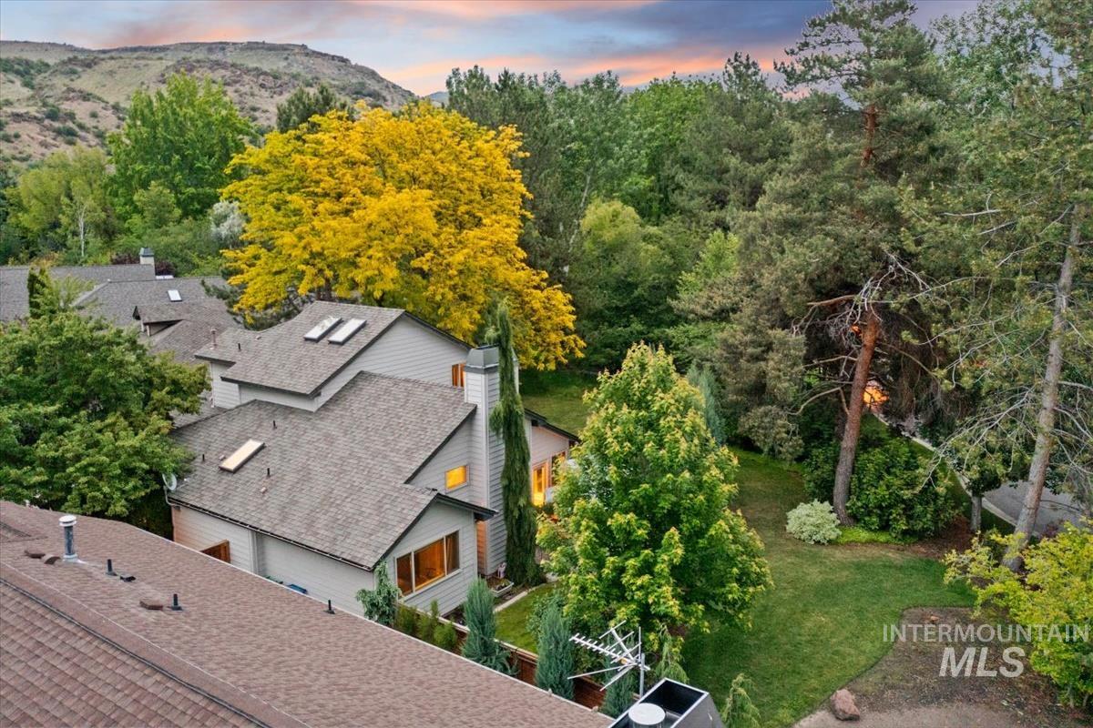1979 S Springbrook Ln, Boise, Idaho 83706, 3 Bedrooms, 2.5 Bathrooms, Residential For Sale, Price $895,000, 98988102