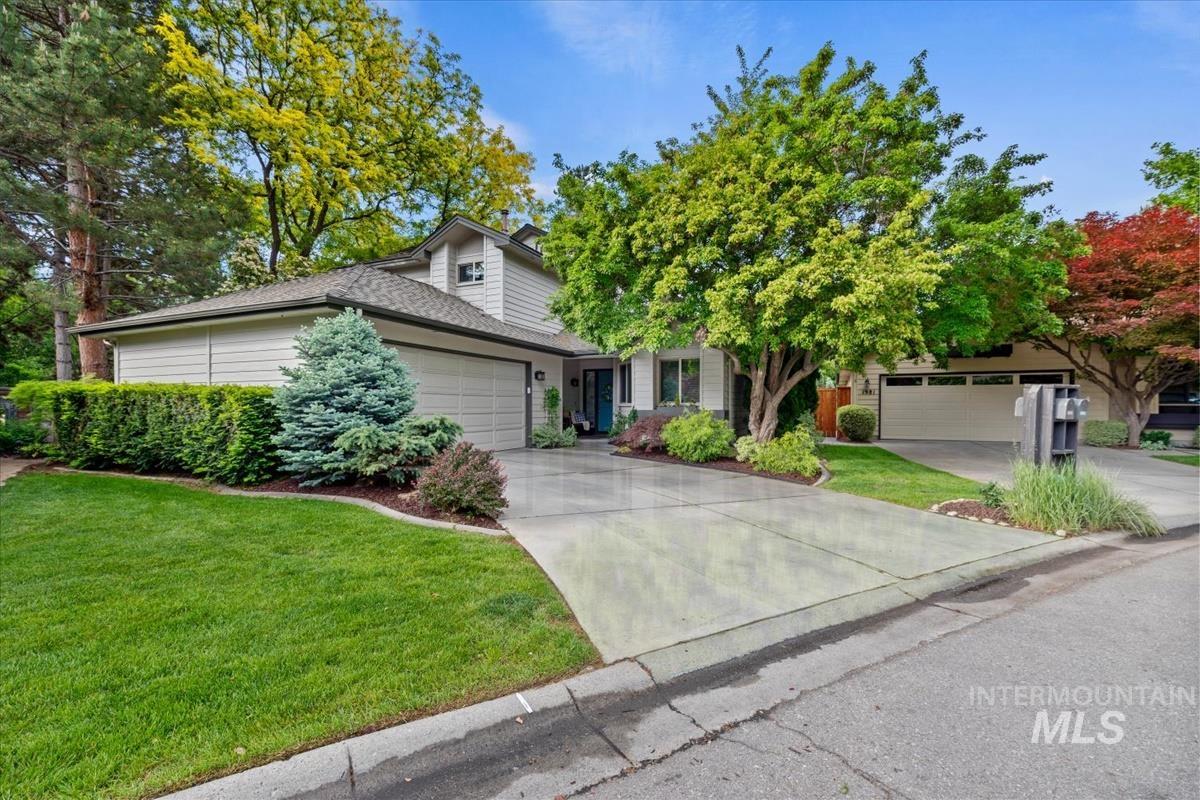 1979 S Springbrook Ln, Boise, Idaho 83706, 3 Bedrooms, 2.5 Bathrooms, Residential For Sale, Price $895,000, 98988102