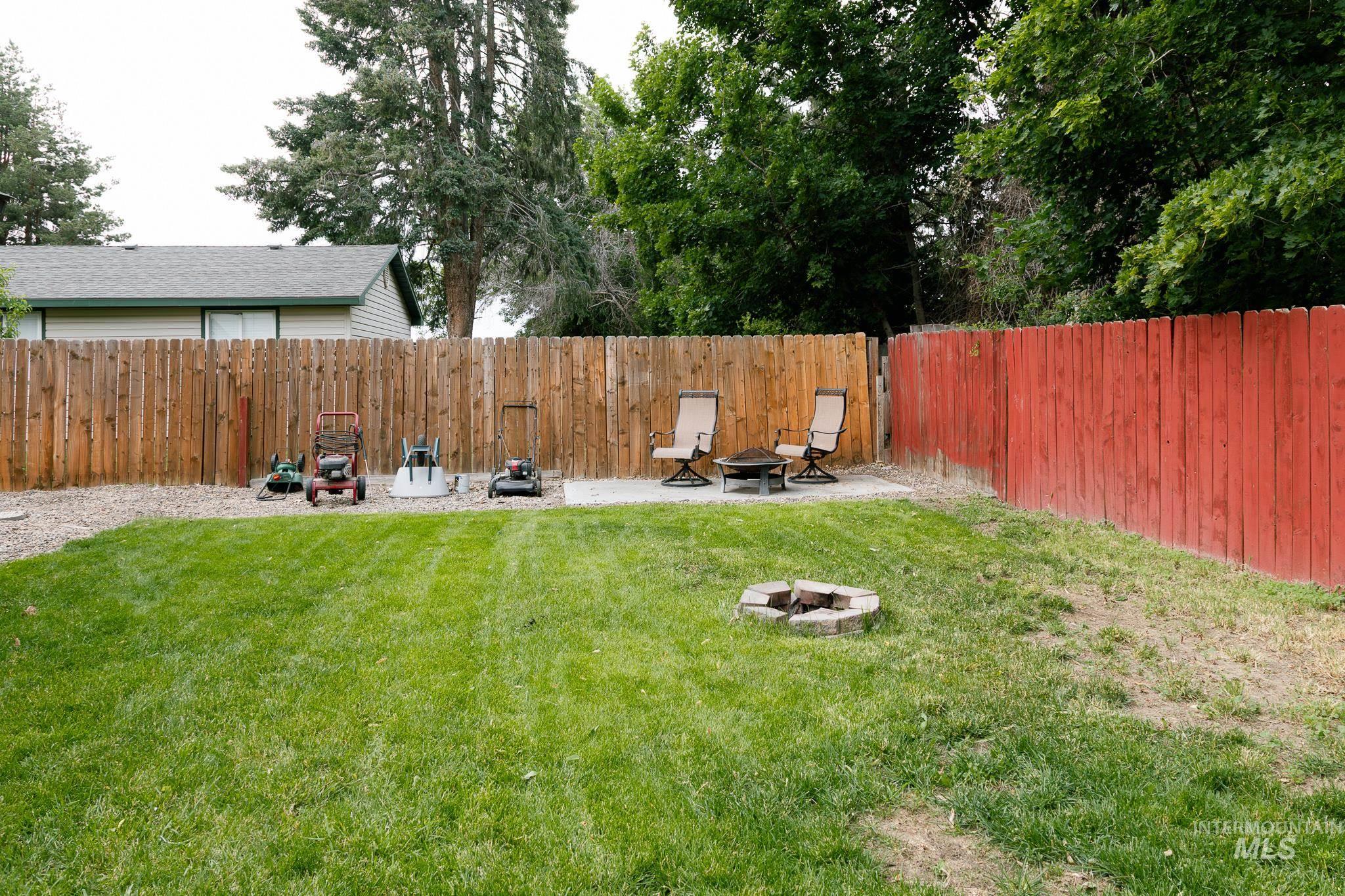 1406 N Lucille, Fruitland, Idaho 83619, 3 Bedrooms, 2 Bathrooms, Residential For Sale, Price $358,000,MLS 98988103