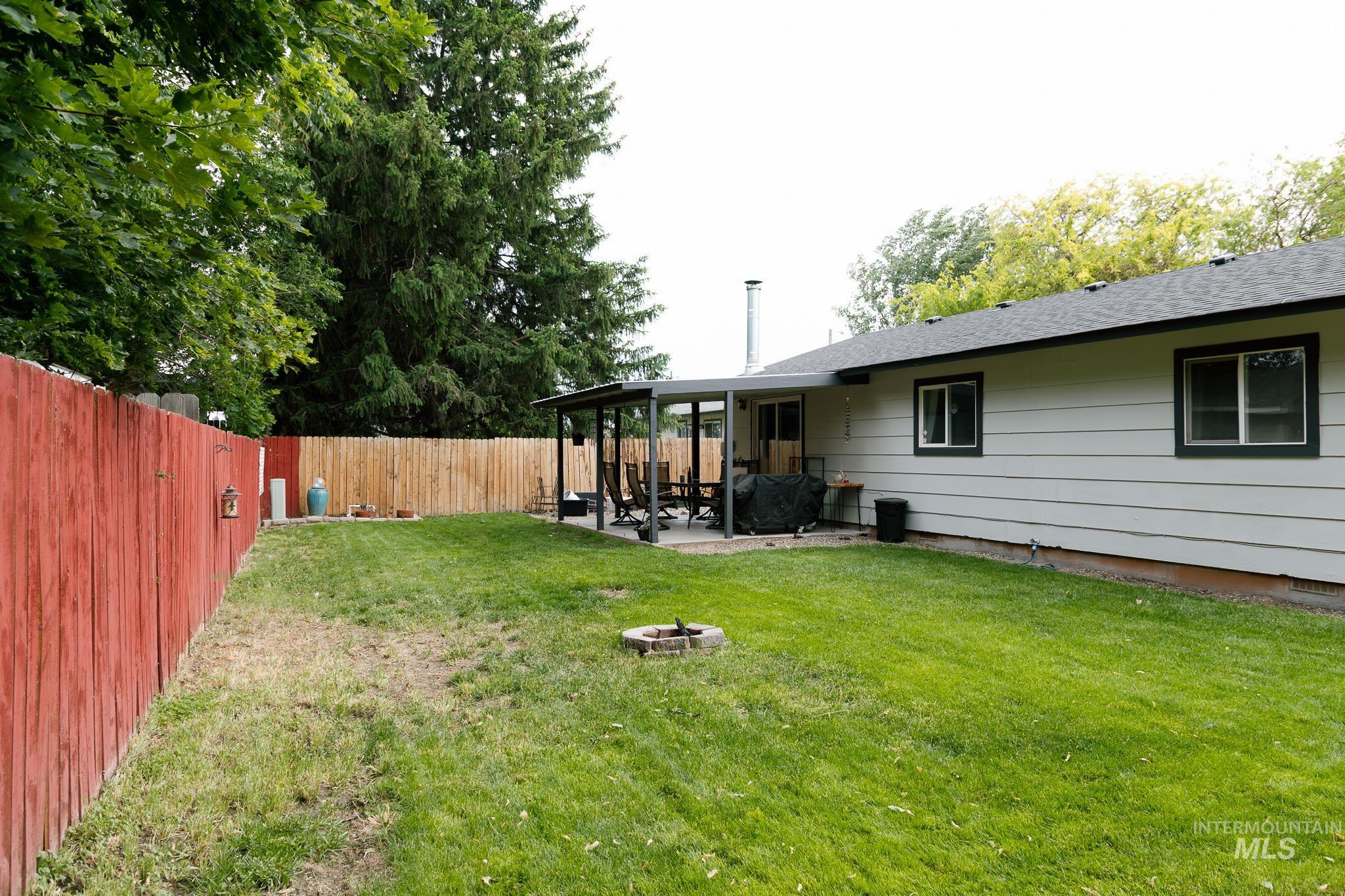 1406 N Lucille, Fruitland, Idaho 83619, 3 Bedrooms, 2 Bathrooms, Residential For Sale, Price $358,000,MLS 98988103