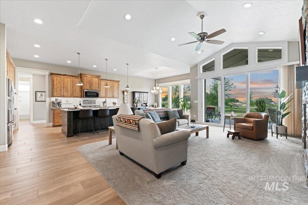 22206 Aura Vista Way, Caldwell, Idaho 83607, 4 Bedrooms, 2.5 Bathrooms, Residential For Sale, Price $1,020,000, 98988104