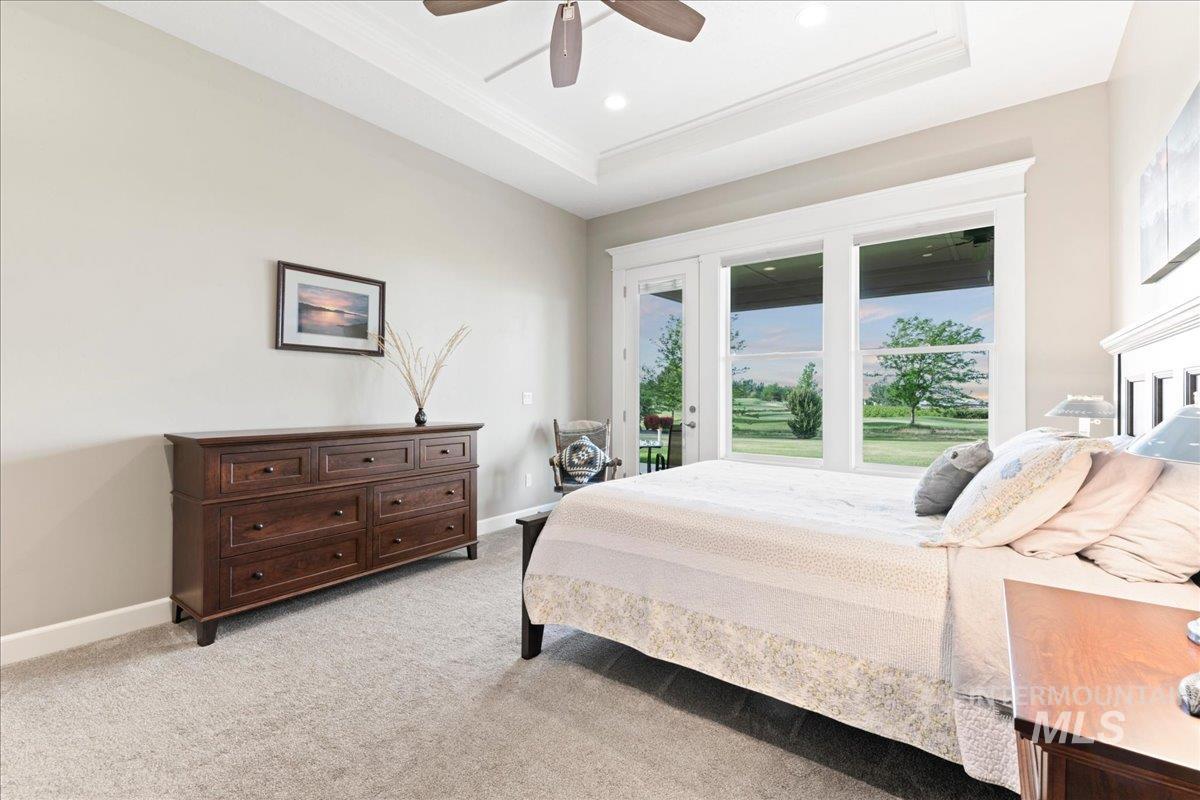 22206 Aura Vista Way, Caldwell, Idaho 83607, 4 Bedrooms, 2.5 Bathrooms, Residential For Sale, Price $1,020,000, 98988104