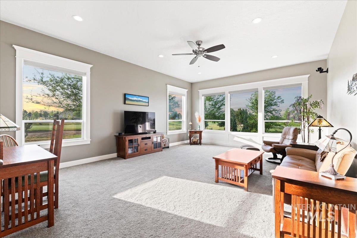 22206 Aura Vista Way, Caldwell, Idaho 83607, 4 Bedrooms, 2.5 Bathrooms, Residential For Sale, Price $1,020,000, 98988104