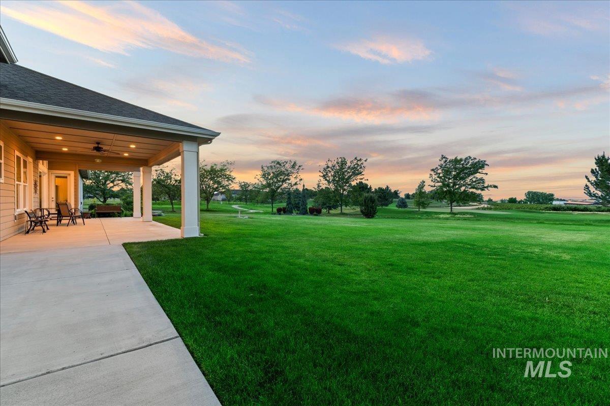 22206 Aura Vista Way, Caldwell, Idaho 83607, 4 Bedrooms, 2.5 Bathrooms, Residential For Sale, Price $1,020,000, 98988104