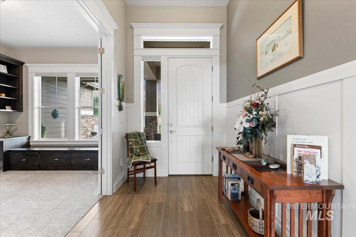 22206 Aura Vista Way, Caldwell, Idaho 83607, 4 Bedrooms, 2.5 Bathrooms, Residential For Sale, Price $1,020,000, 98988104