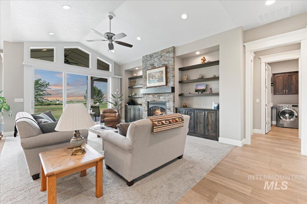 22206 Aura Vista Way, Caldwell, Idaho 83607, 4 Bedrooms, 2.5 Bathrooms, Residential For Sale, Price $1,020,000, 98988104