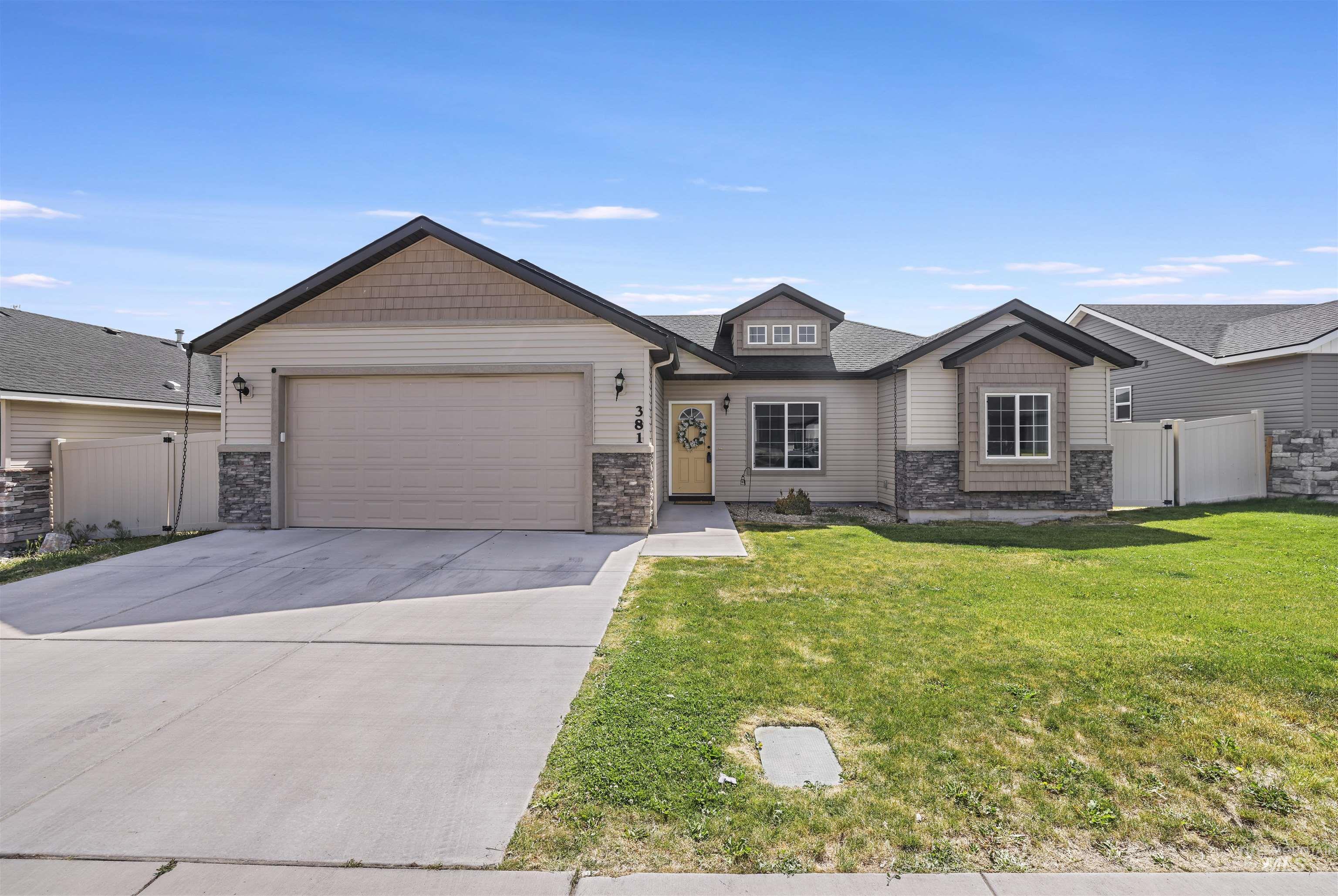 381 Benno St., Twin Falls, Idaho 83301, 3 Bedrooms, 2 Bathrooms, Residential For Sale, Price $359,900,MLS 98988107