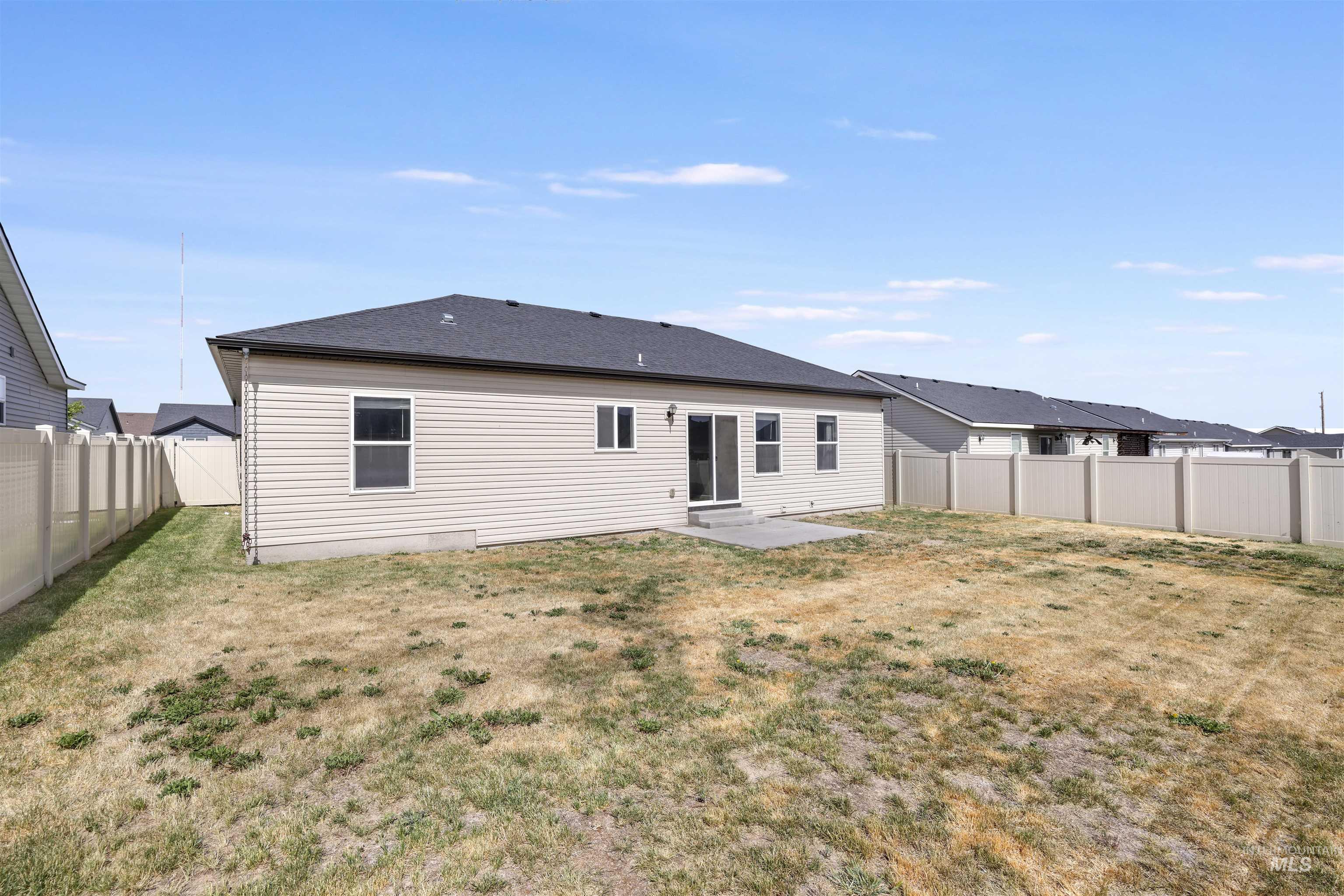 381 Benno St., Twin Falls, Idaho 83301, 3 Bedrooms, 2 Bathrooms, Residential For Sale, Price $359,900,MLS 98988107