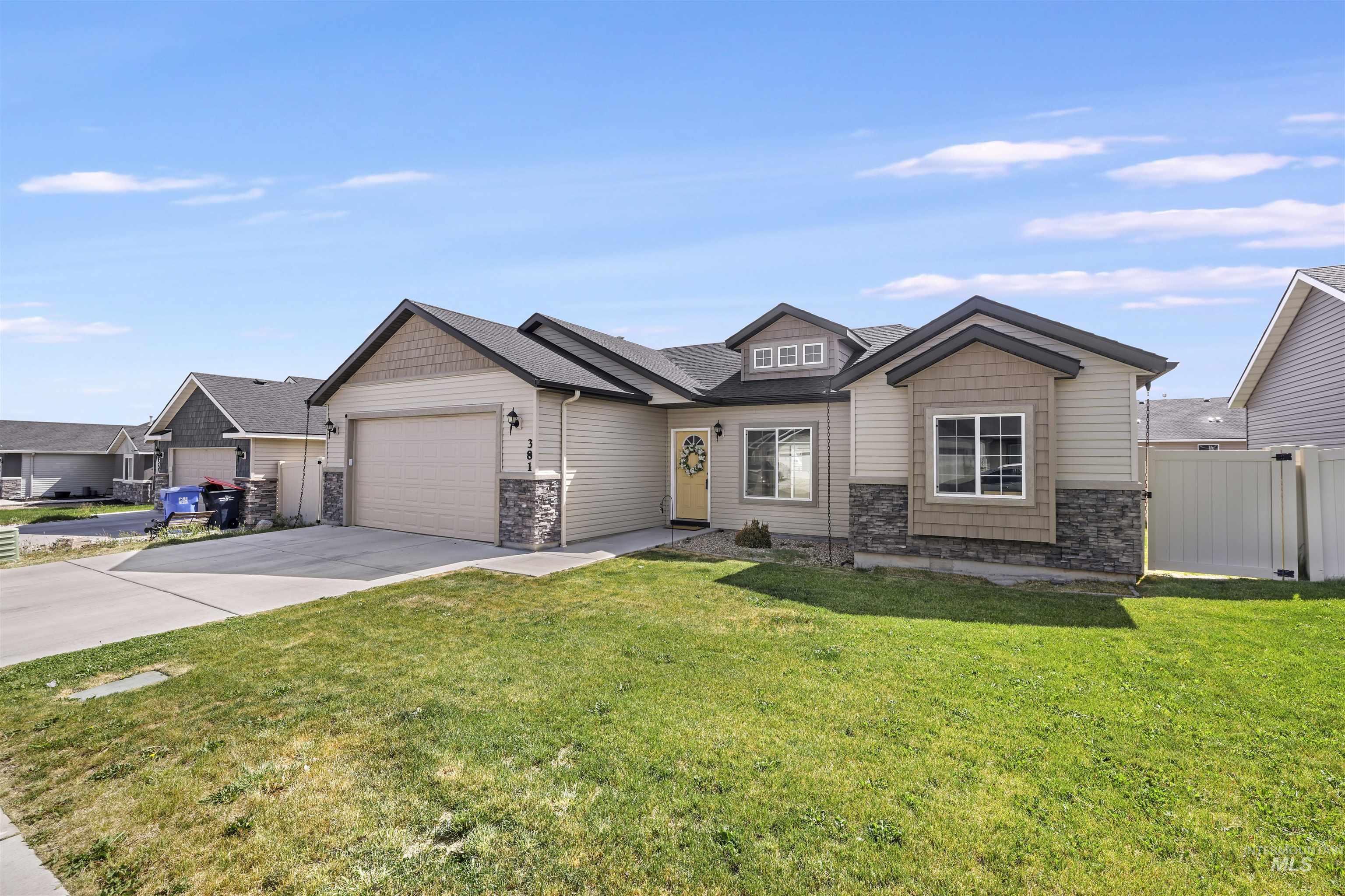 381 Benno St., Twin Falls, Idaho 83301, 3 Bedrooms, 2 Bathrooms, Residential For Sale, Price $359,900,MLS 98988107