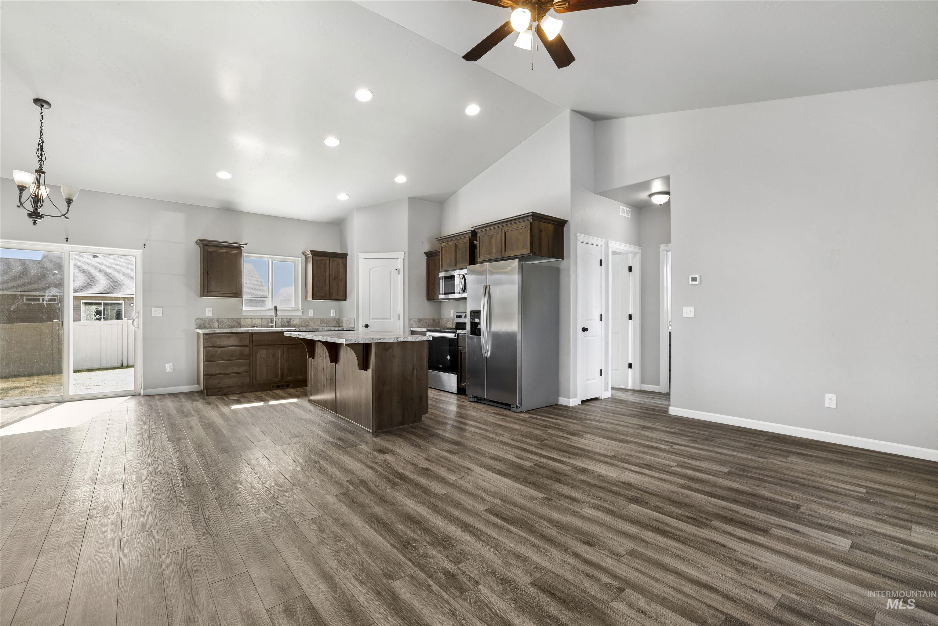 381 Benno St., Twin Falls, Idaho 83301, 3 Bedrooms, 2 Bathrooms, Residential For Sale, Price $359,900,MLS 98988107