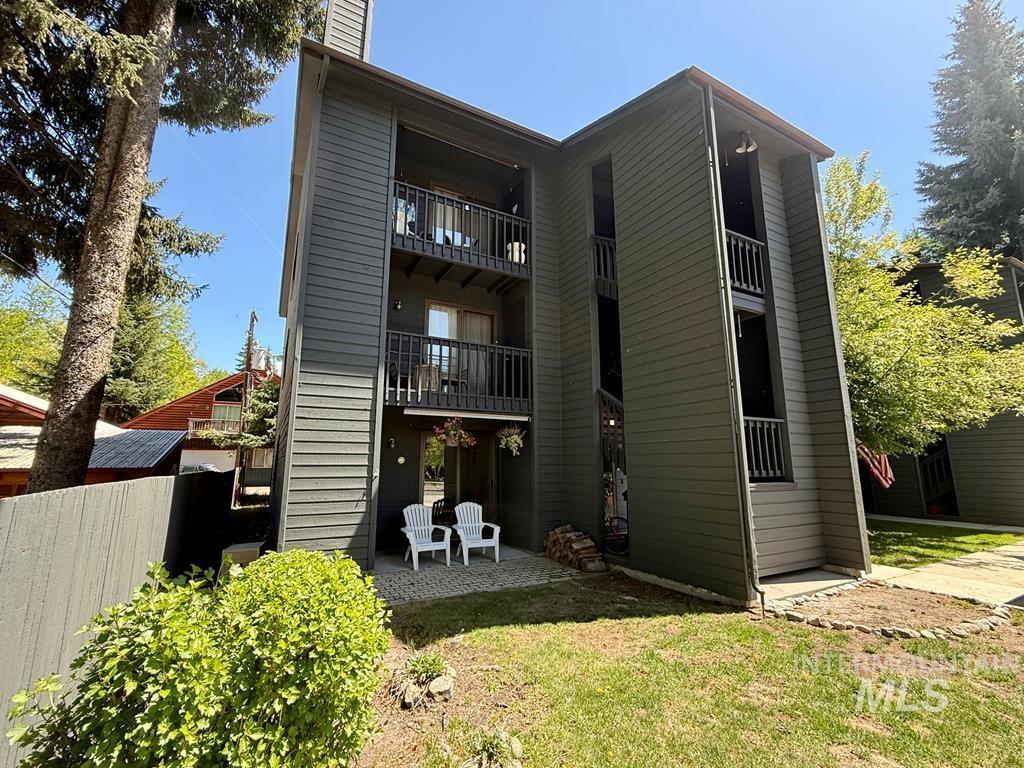 601 Hemlock St., McCall, Idaho 83638, 2 Bedrooms, 1 Bathroom, Residential For Sale, Price $419,000,MLS 98988108