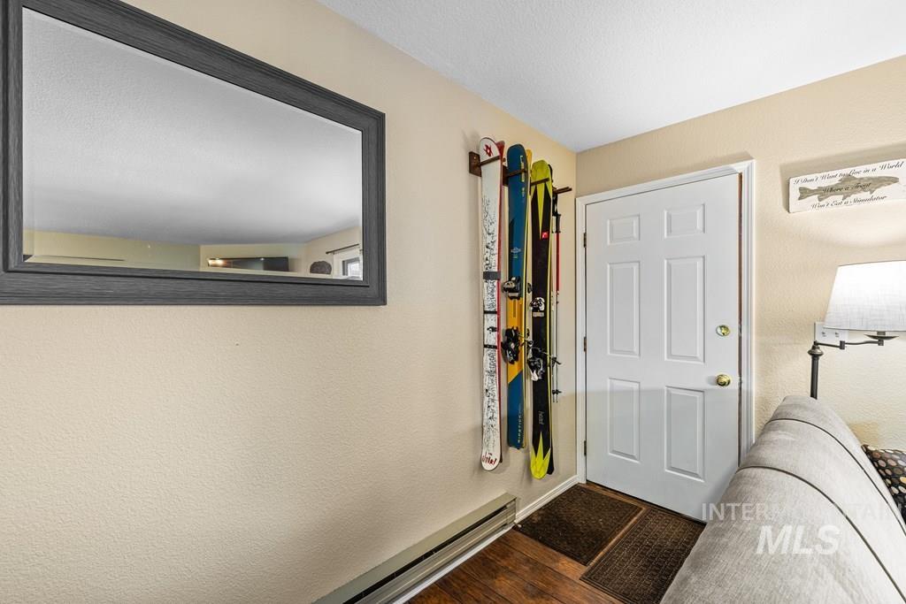 601 Hemlock St., McCall, Idaho 83638, 2 Bedrooms, 1 Bathroom, Residential For Sale, Price $419,000,MLS 98988108