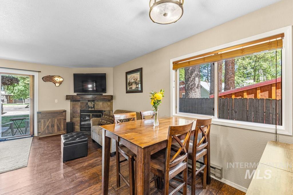 601 Hemlock St., McCall, Idaho 83638, 2 Bedrooms, 1 Bathroom, Residential For Sale, Price $419,000,MLS 98988108