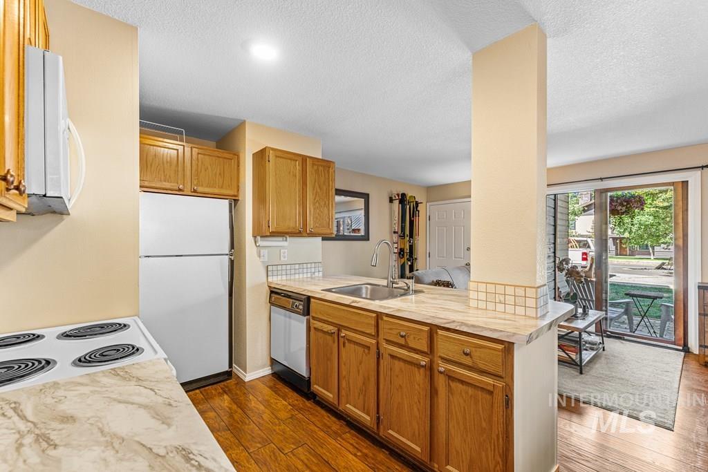601 Hemlock St., McCall, Idaho 83638, 2 Bedrooms, 1 Bathroom, Residential For Sale, Price $419,000,MLS 98988108