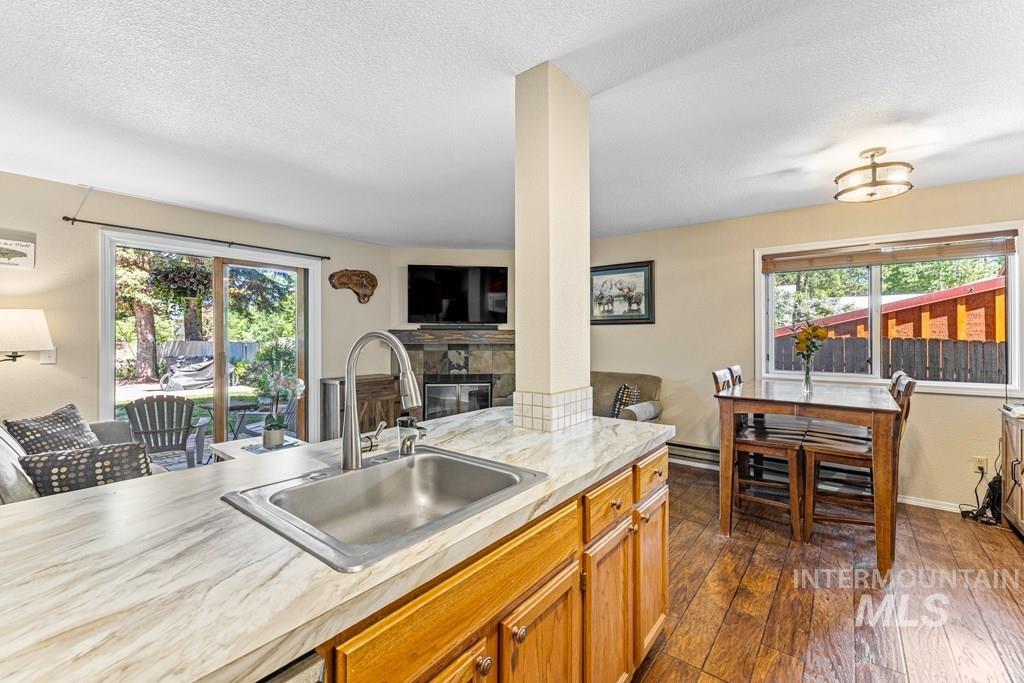 601 Hemlock St., McCall, Idaho 83638, 2 Bedrooms, 1 Bathroom, Residential For Sale, Price $419,000,MLS 98988108