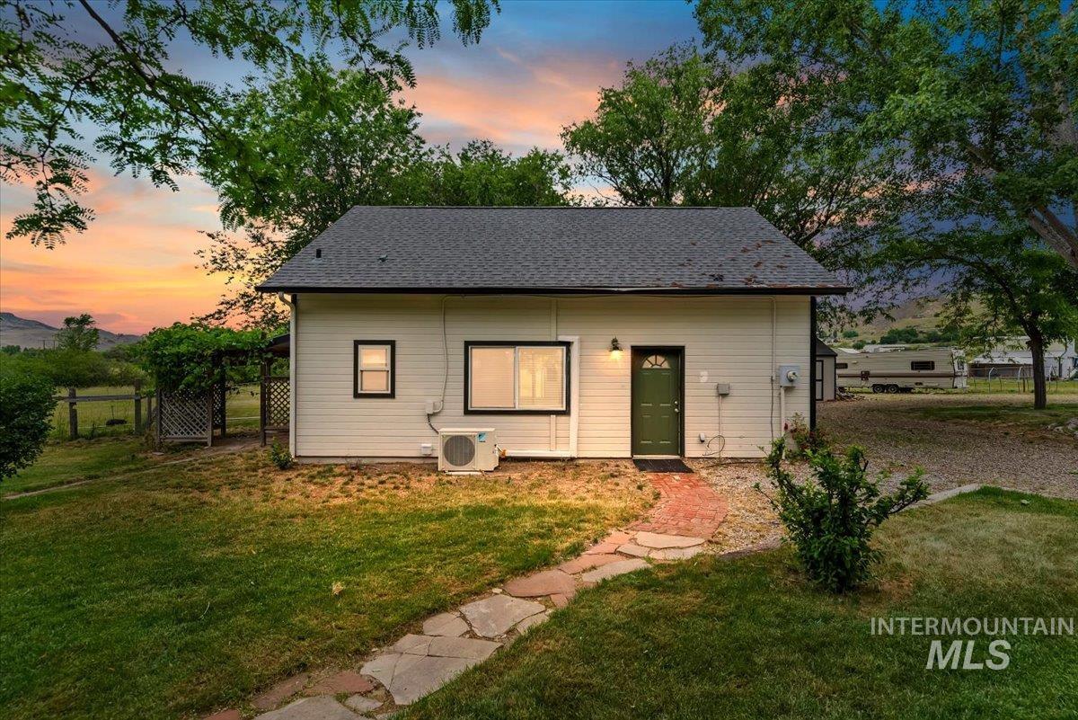 3820 Waterwheel Road, Emmett, Idaho 83617-9079, 3 Bedrooms, 2 Bathrooms, Residential For Sale, Price $675,000, 98988110