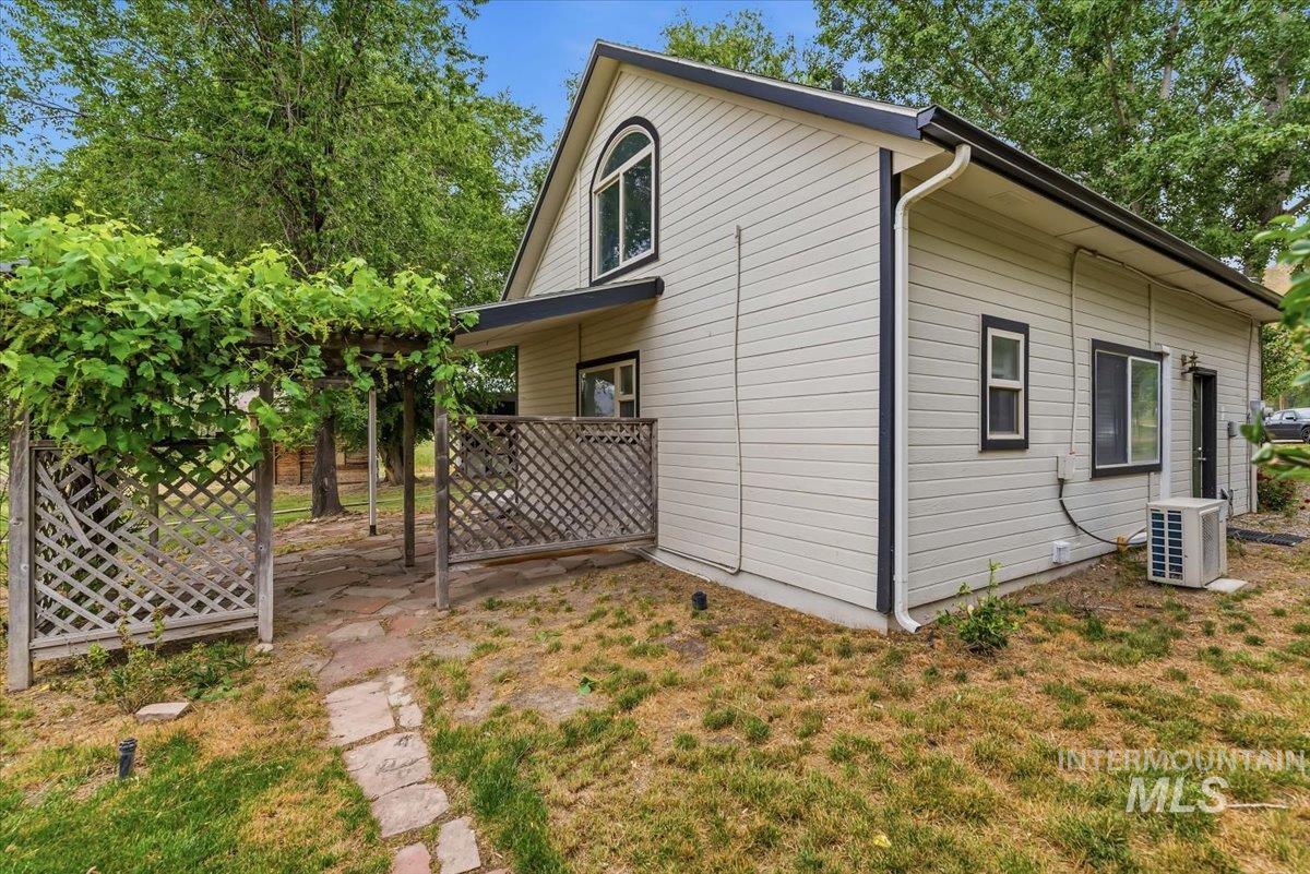 3820 Waterwheel Road, Emmett, Idaho 83617-9079, 3 Bedrooms, 2 Bathrooms, Residential For Sale, Price $675,000, 98988110