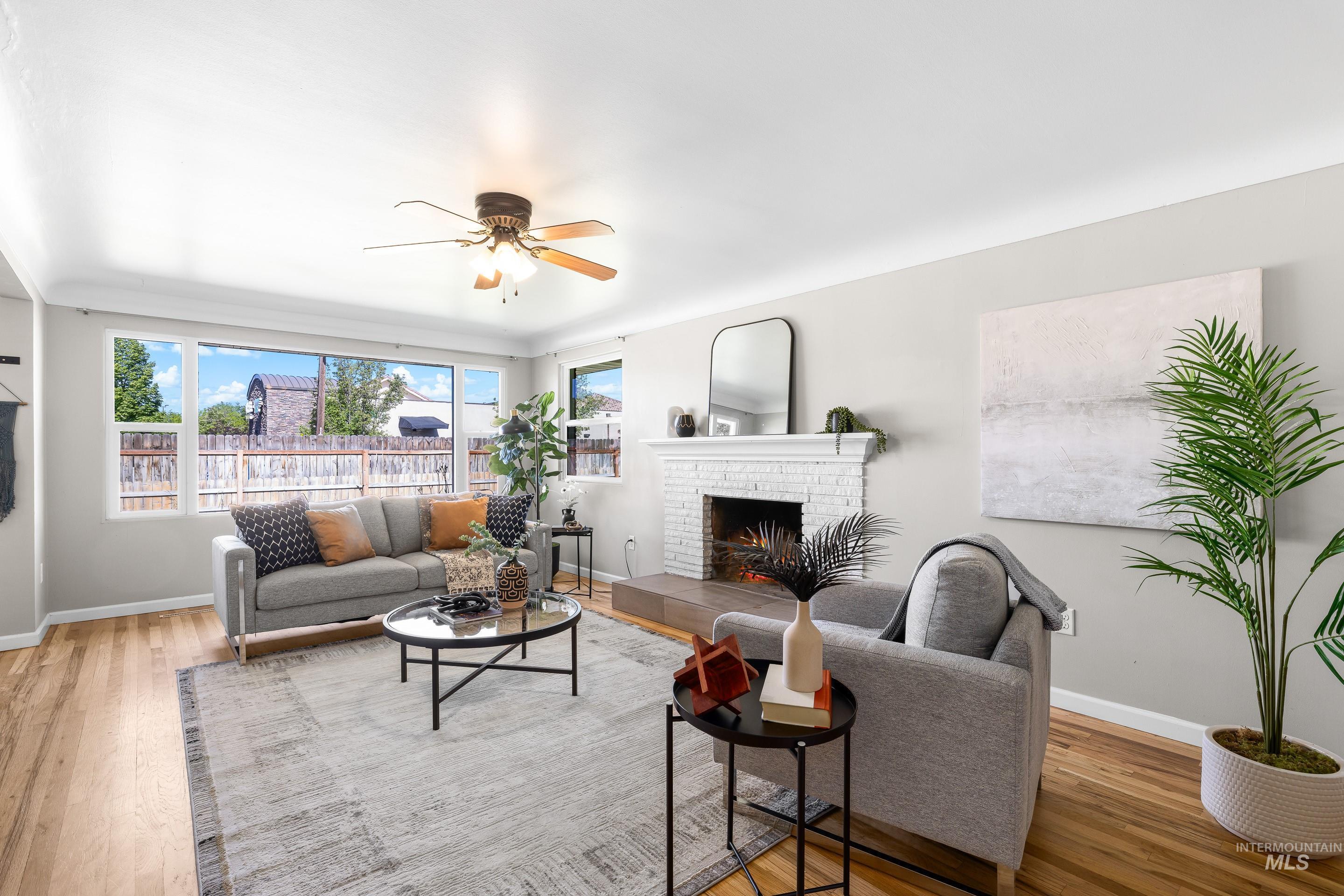 1118 S Robert St, Boise, Idaho 83705, 2 Bedrooms, 1 Bathroom, Residential For Sale, Price $399,900,MLS 98988111