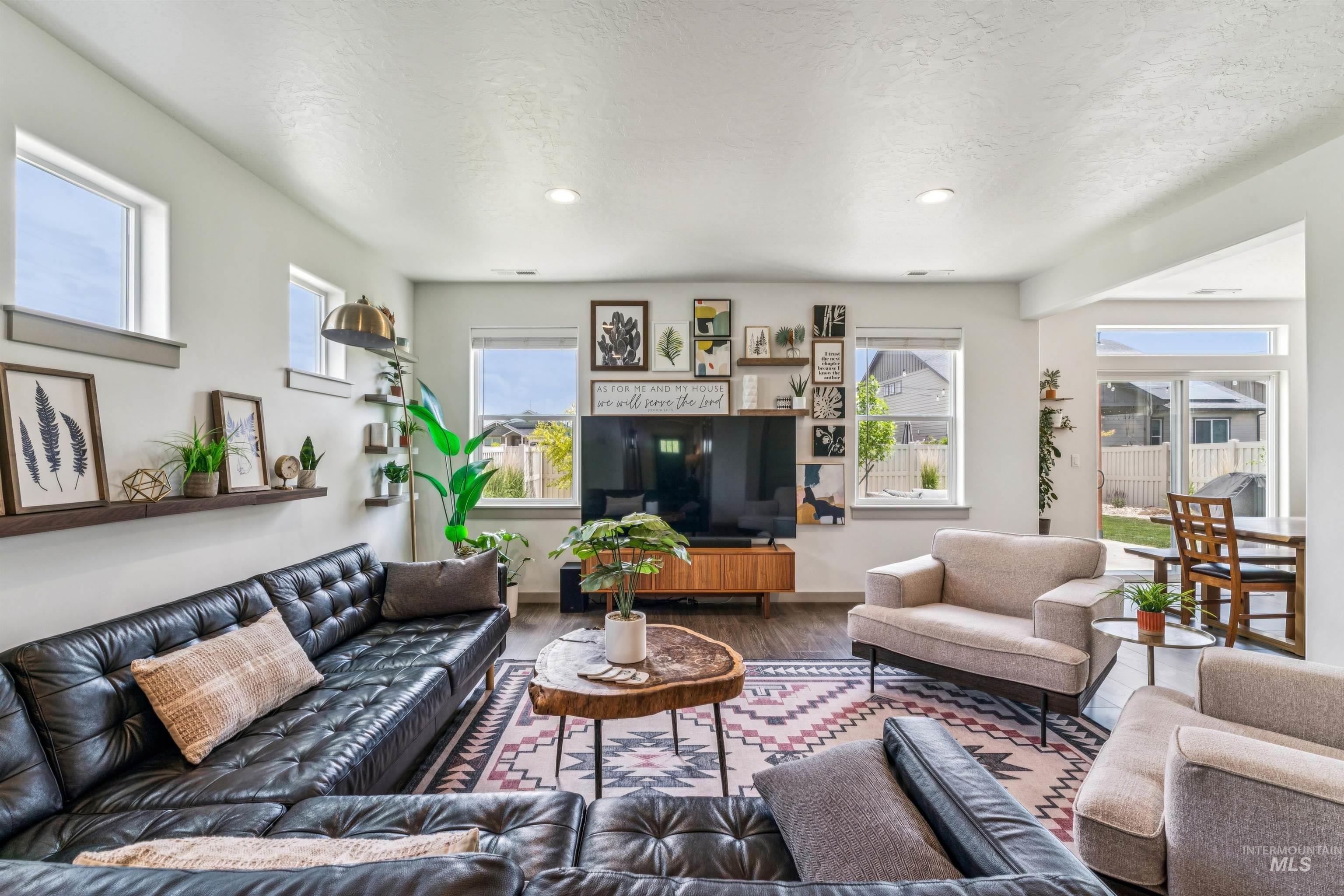 4694 N Patimos Ave, Meridian, Idaho 83646, 4 Bedrooms, 2.5 Bathrooms, Residential For Sale, Price $589,900,MLS 98988112