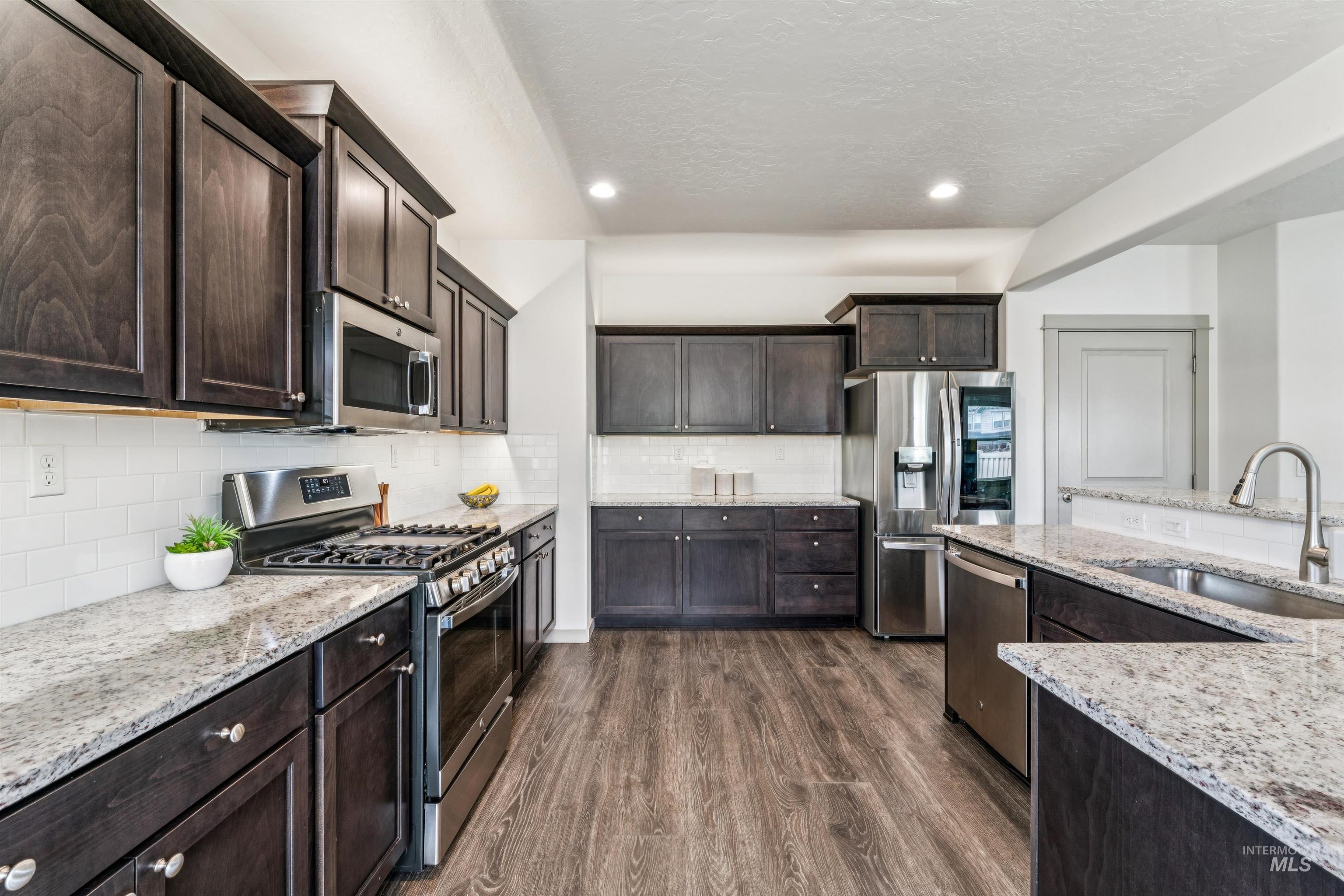 4694 N Patimos Ave, Meridian, Idaho 83646, 4 Bedrooms, 2.5 Bathrooms, Residential For Sale, Price $589,900,MLS 98988112