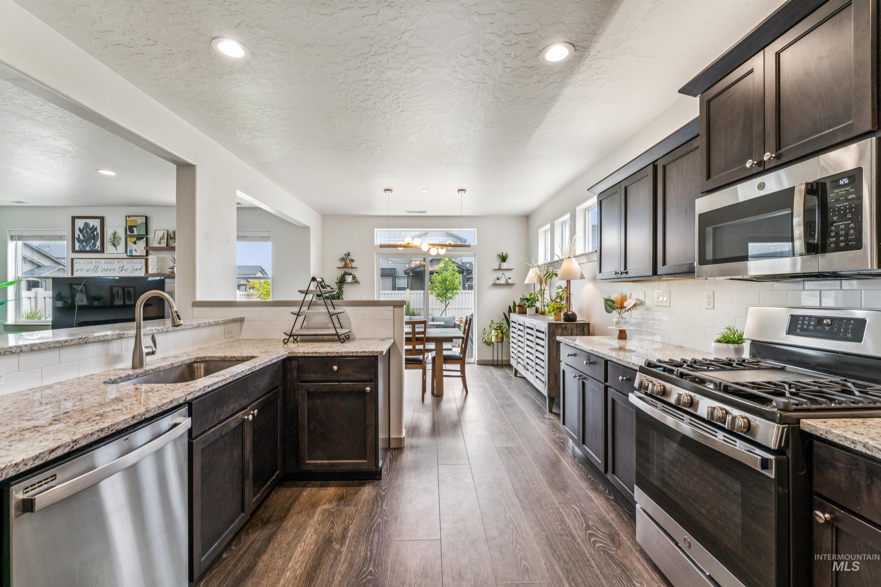 4694 N Patimos Ave, Meridian, Idaho 83646, 4 Bedrooms, 2.5 Bathrooms, Residential For Sale, Price $589,900,MLS 98988112