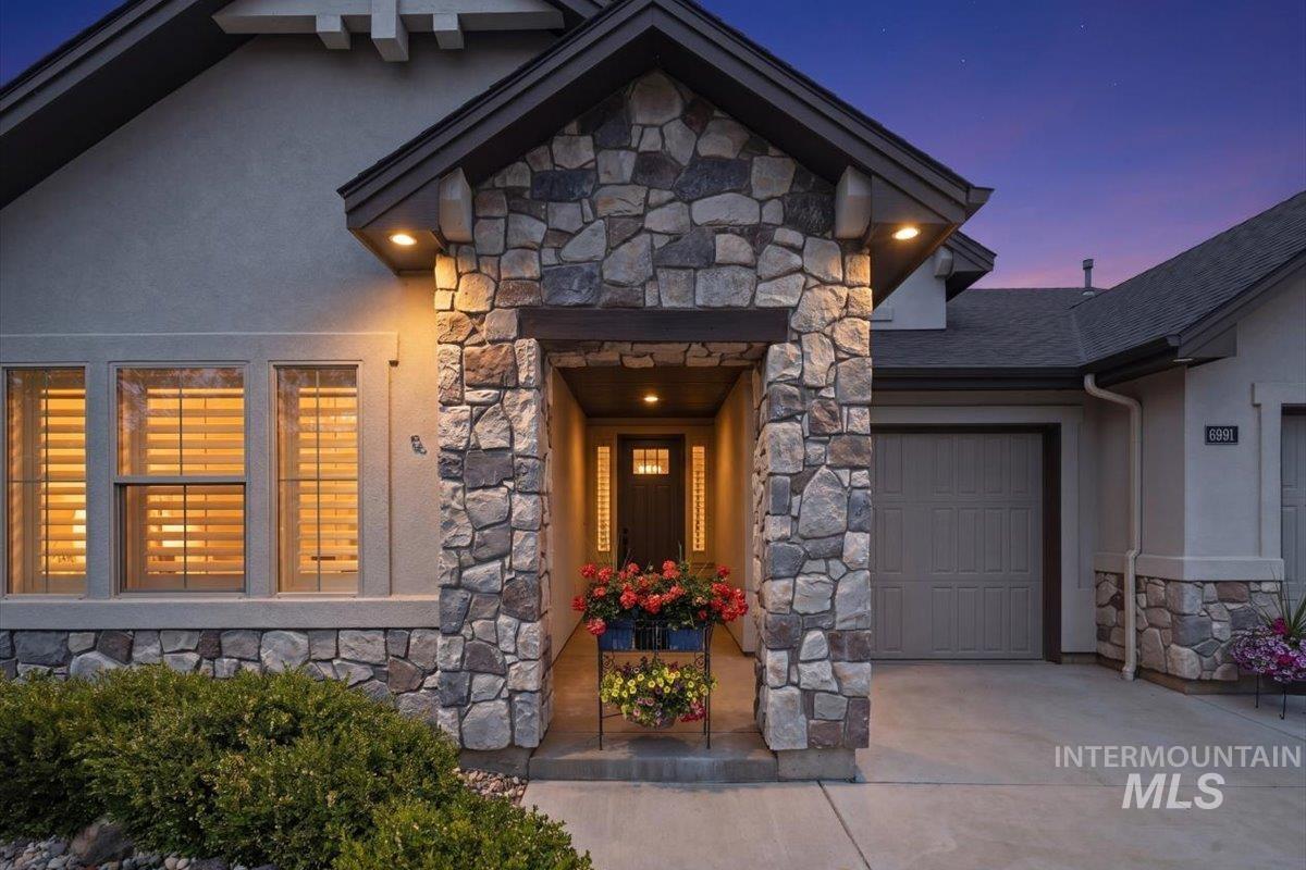 6991 N Exeter Pl., Meridian, Idaho 83646, 4 Bedrooms, 2.5 Bathrooms, Residential For Sale, Price $764,800, 98988113