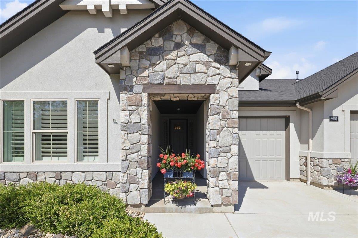 6991 N Exeter Pl., Meridian, Idaho 83646, 4 Bedrooms, 2.5 Bathrooms, Residential For Sale, Price $764,800, 98988113