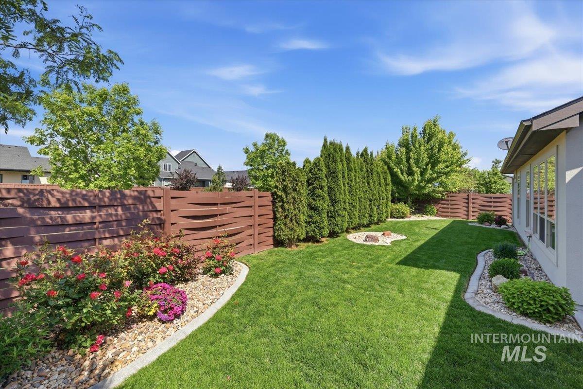 6991 N Exeter Pl., Meridian, Idaho 83646, 4 Bedrooms, 2.5 Bathrooms, Residential For Sale, Price $764,800, 98988113