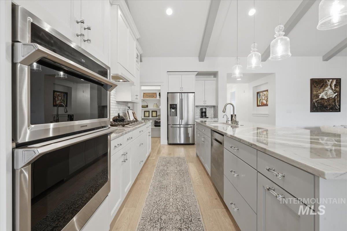 6991 N Exeter Pl., Meridian, Idaho 83646, 4 Bedrooms, 2.5 Bathrooms, Residential For Sale, Price $764,800, 98988113
