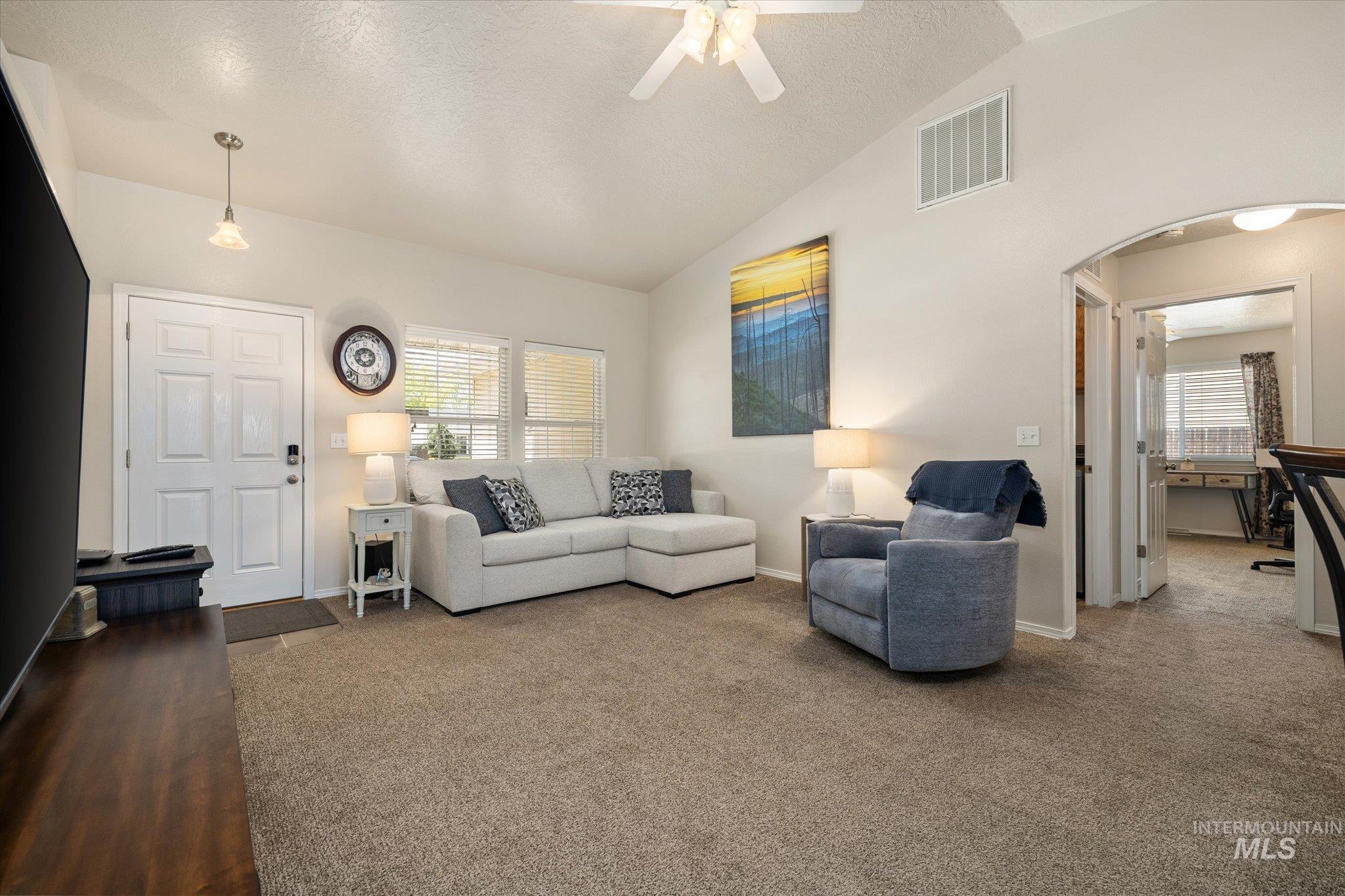5401 Barkley Way, Caldwell, Idaho 83607, 4 Bedrooms, 2 Bathrooms, Residential For Sale, Price $399,000,MLS 98988114