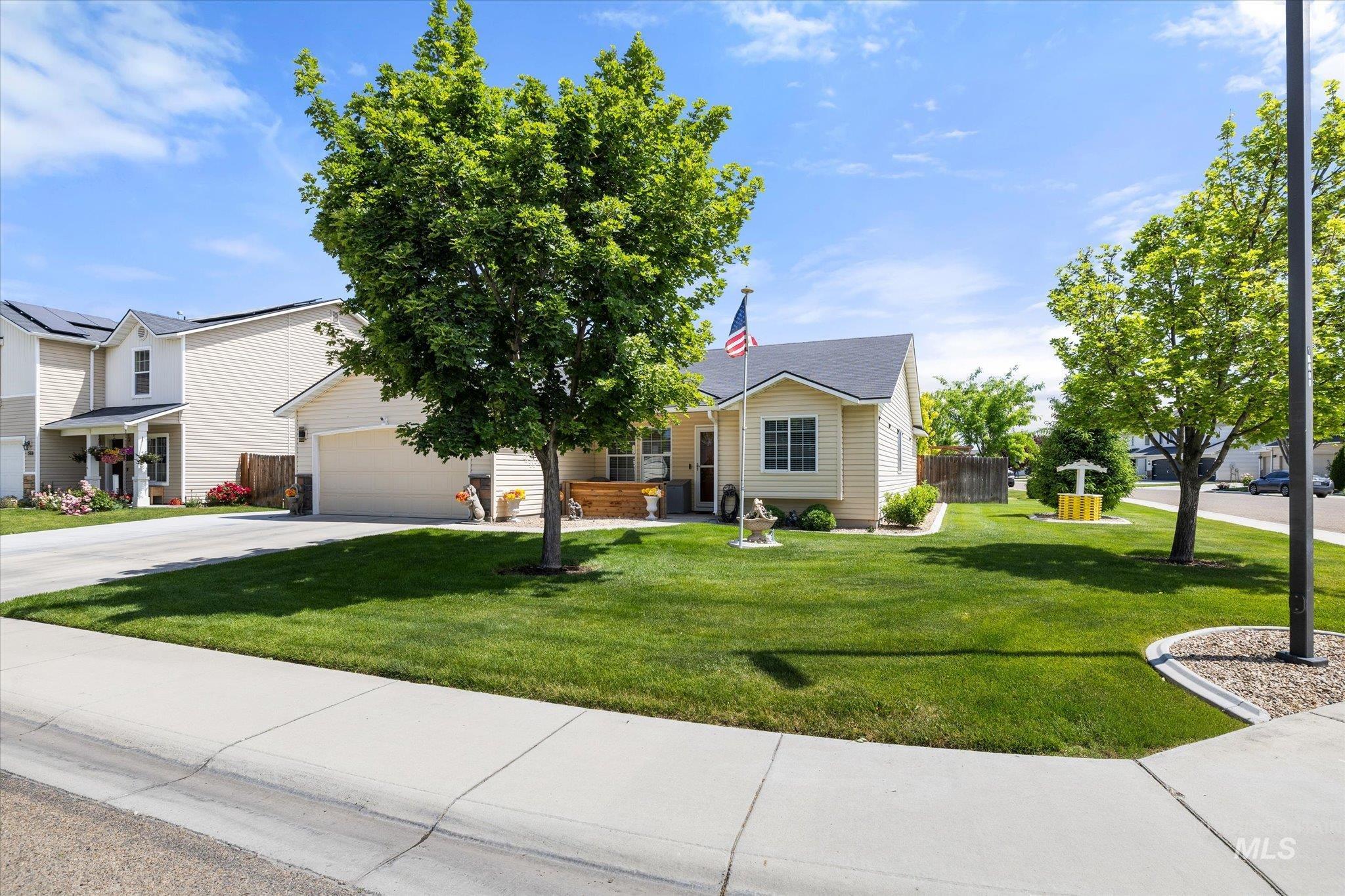 5401 Barkley Way, Caldwell, Idaho 83607, 4 Bedrooms, 2 Bathrooms, Residential For Sale, Price $399,000,MLS 98988114