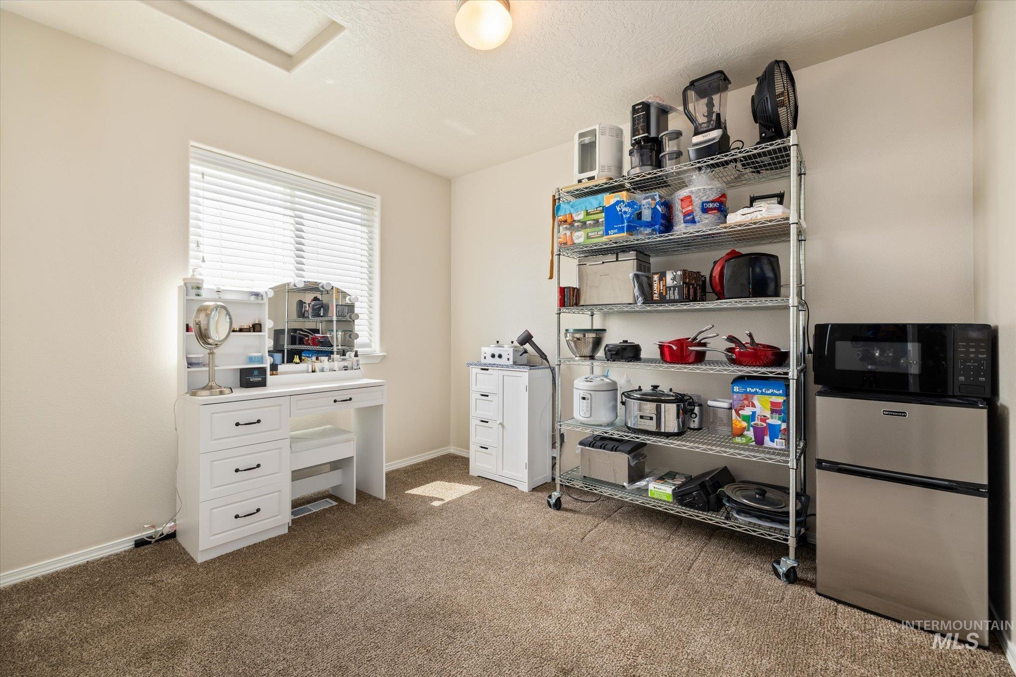5401 Barkley Way, Caldwell, Idaho 83607, 4 Bedrooms, 2 Bathrooms, Residential For Sale, Price $399,000,MLS 98988114