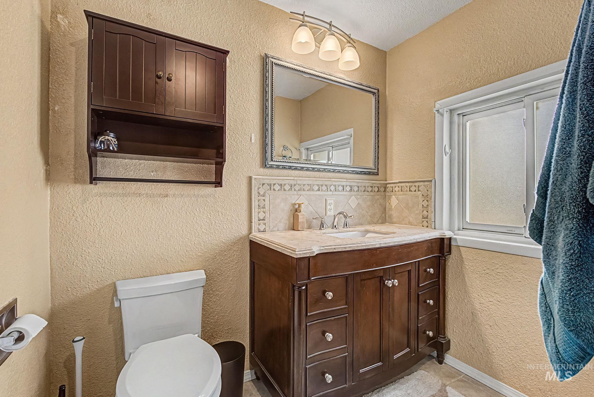 621 S Borchers Lane, Caldwell, Idaho 83605, 4 Bedrooms, 2 Bathrooms, Residential For Sale, Price $569,000,MLS 98988117