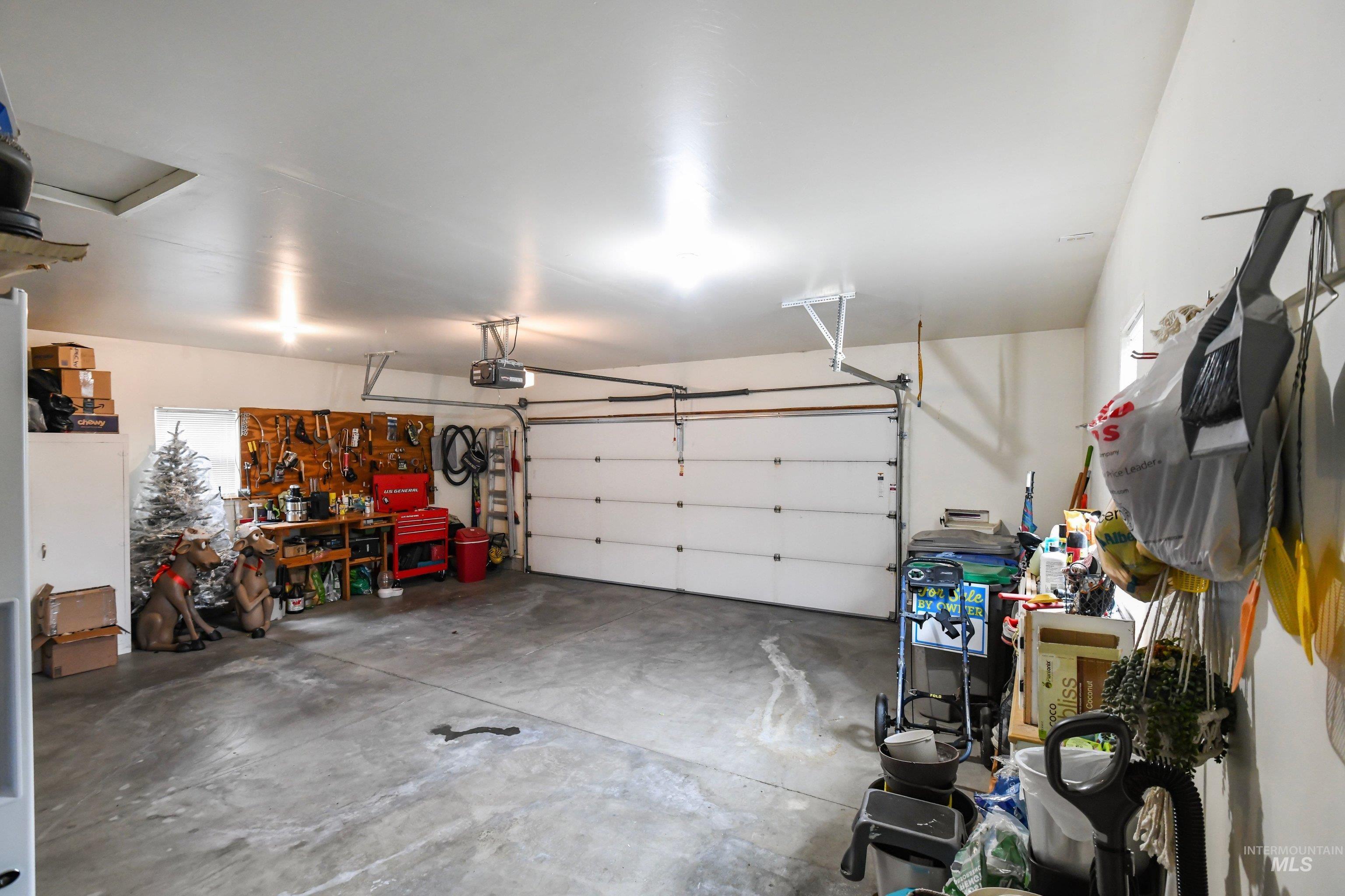 421 S Curtis Rd #202, Boise, Idaho 83705, 2 Bedrooms, 2 Bathrooms, Residential For Sale, Price $237,500, 98988118