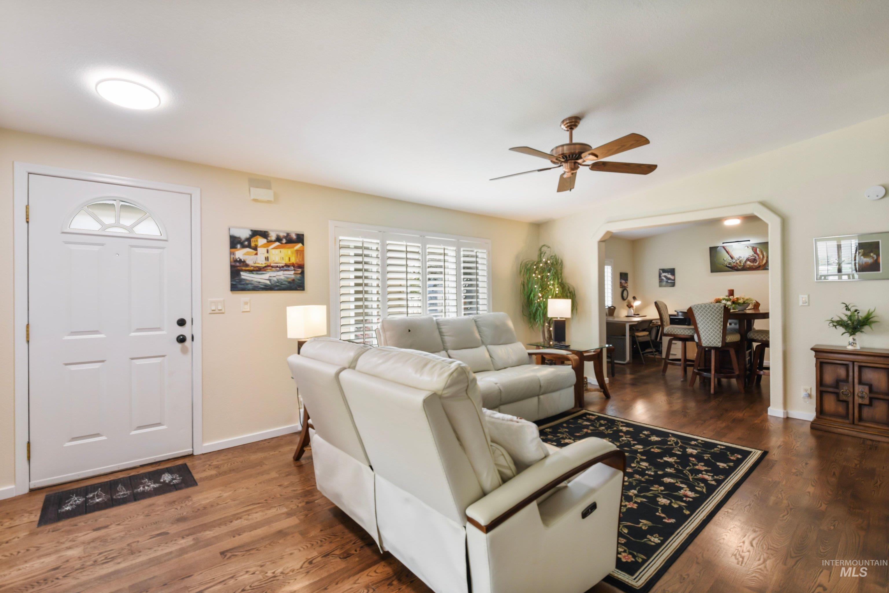 421 S Curtis Rd #202, Boise, Idaho 83705, 2 Bedrooms, 2 Bathrooms, Residential For Sale, Price $237,500, 98988118