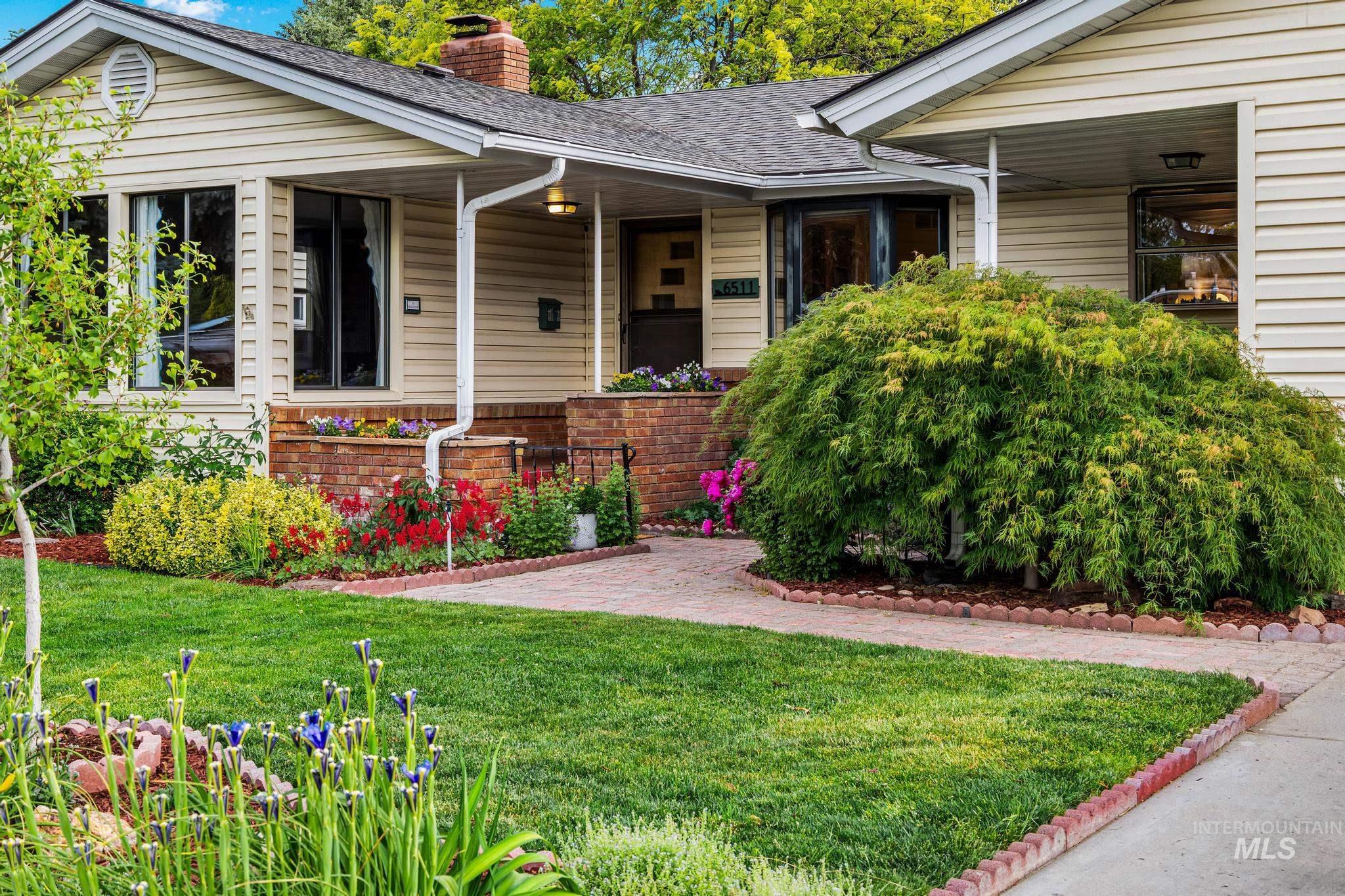 6511 W Holiday Dr, Boise, Idaho 83709, 3 Bedrooms, 2 Bathrooms, Residential For Sale, Price $535,000,MLS 98988119