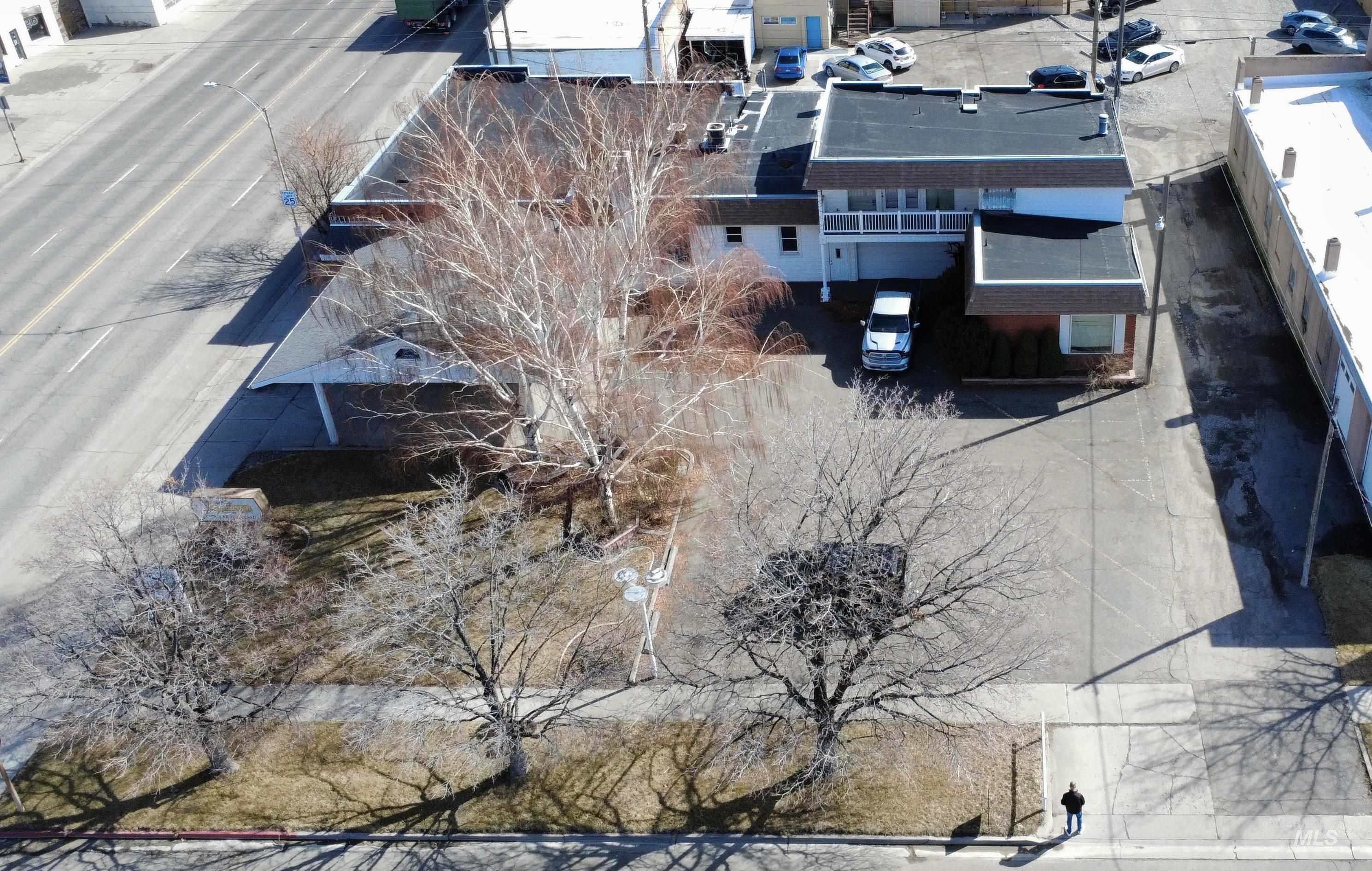 221 W Main St, Burley, Idaho 83318-1616, 3 Bedrooms, 2 Bathrooms, Residential Income For Sale, Price $690,000,MLS 98988121