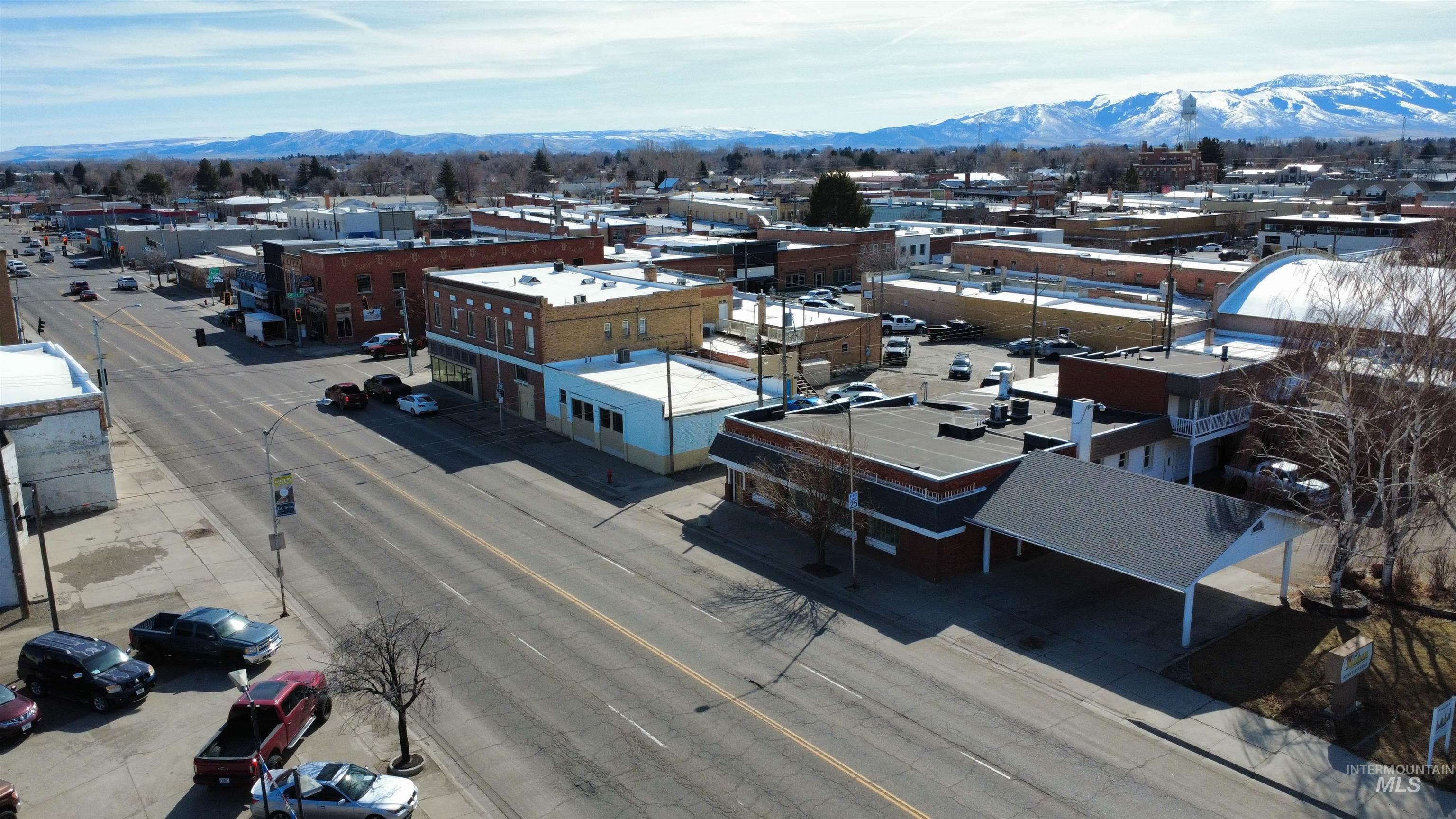 221 W Main St, Burley, Idaho 83318-1616, 3 Bedrooms, 2 Bathrooms, Residential Income For Sale, Price $690,000,MLS 98988121