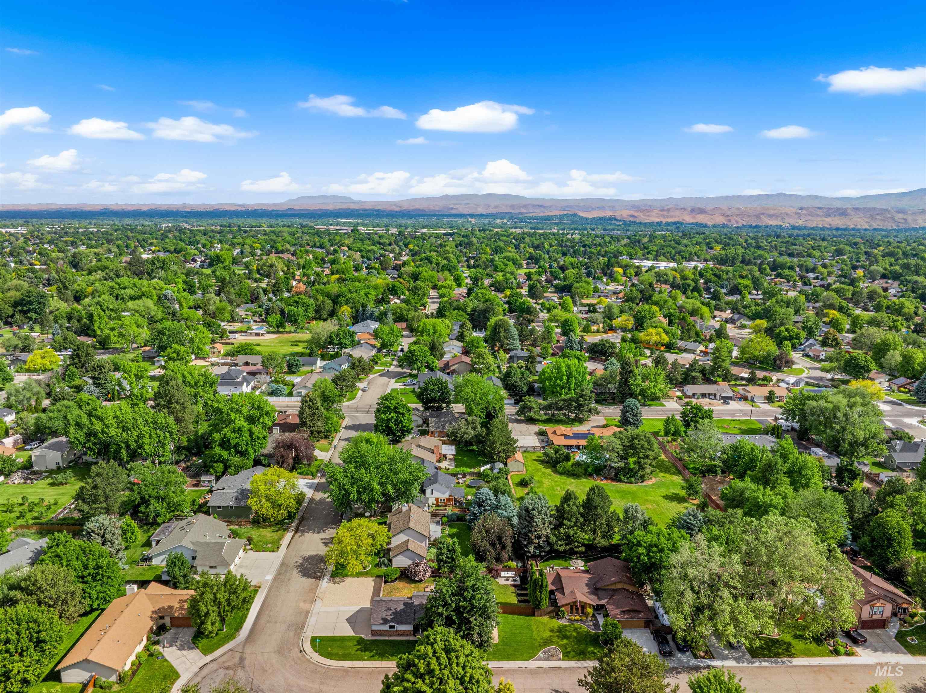 3856 Pennfield Avenue, Boise, Idaho 83713, 3 Bedrooms, 2.5 Bathrooms, Residential For Sale, Price $599,900,MLS 98988122