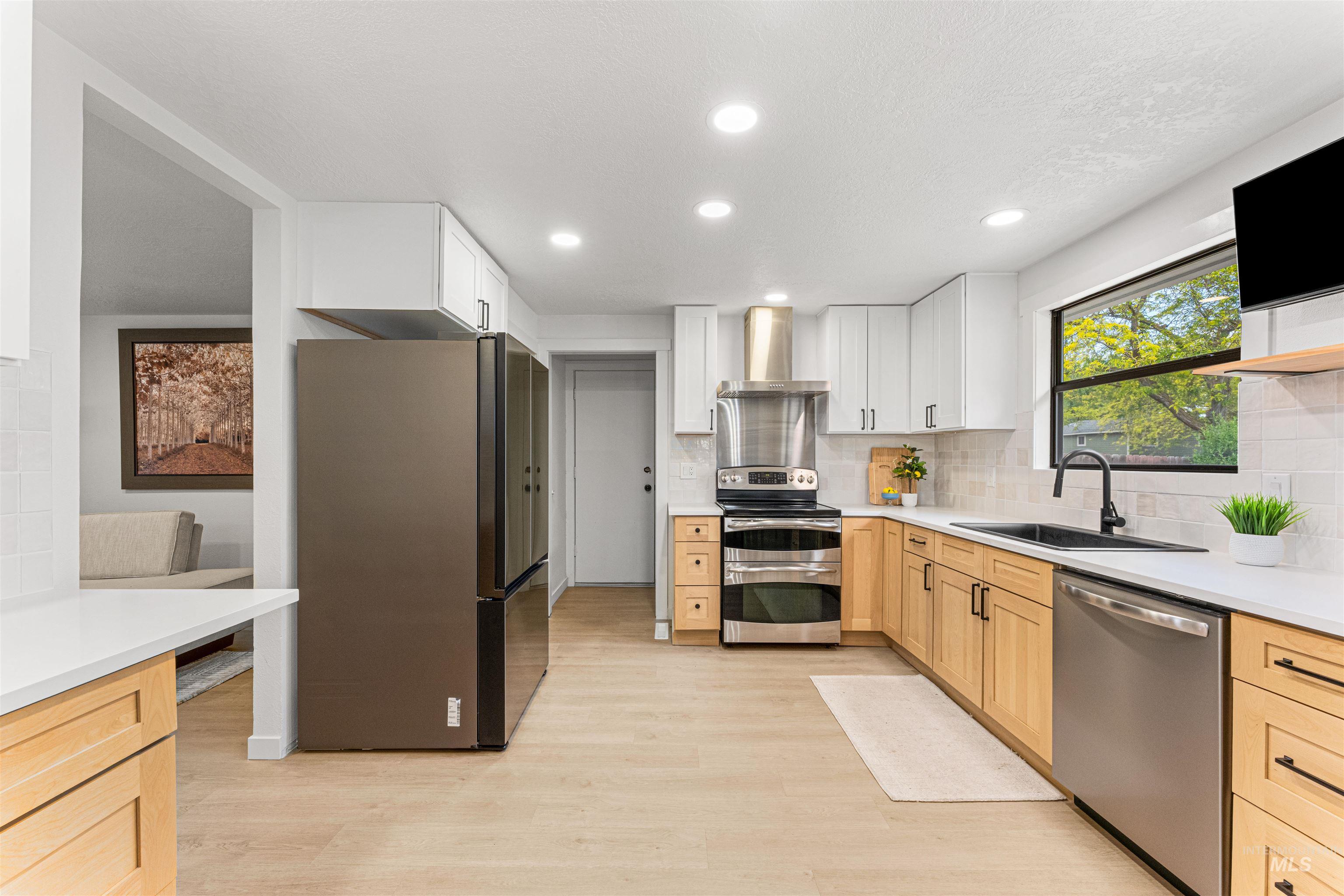 3856 Pennfield Avenue, Boise, Idaho 83713, 3 Bedrooms, 2.5 Bathrooms, Residential For Sale, Price $599,900,MLS 98988122