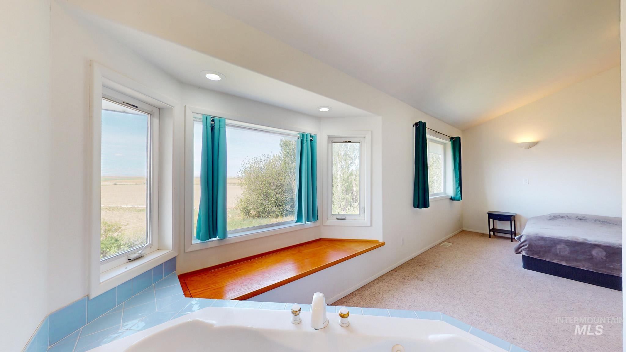 3374 N 1200 E, Buhl, Idaho 83316, 5 Bedrooms, 2 Bathrooms, Residential For Sale, Price $479,000,MLS 98988124