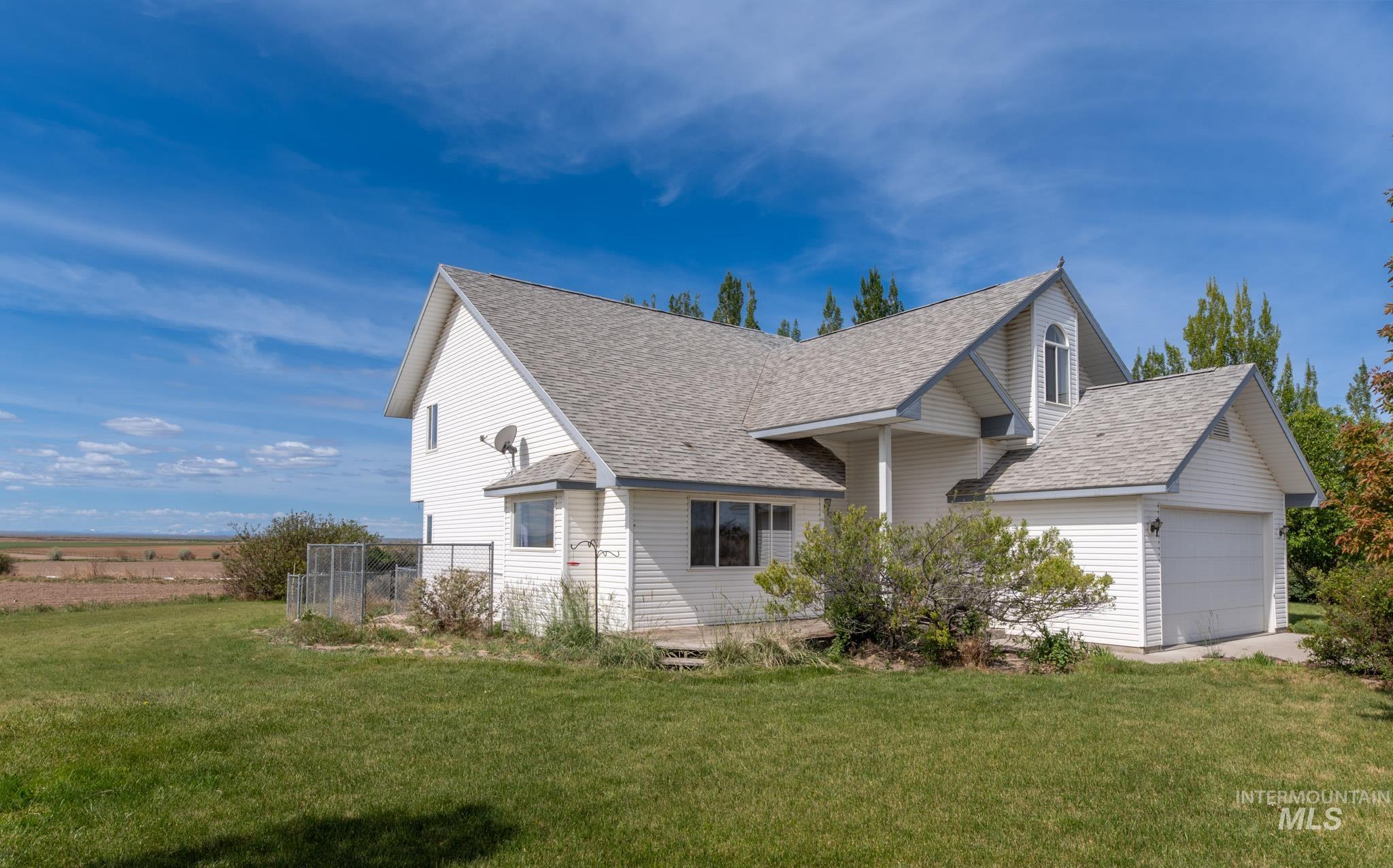 3374 N 1200 E, Buhl, Idaho 83316, 5 Bedrooms, 2 Bathrooms, Residential For Sale, Price $479,000,MLS 98988124