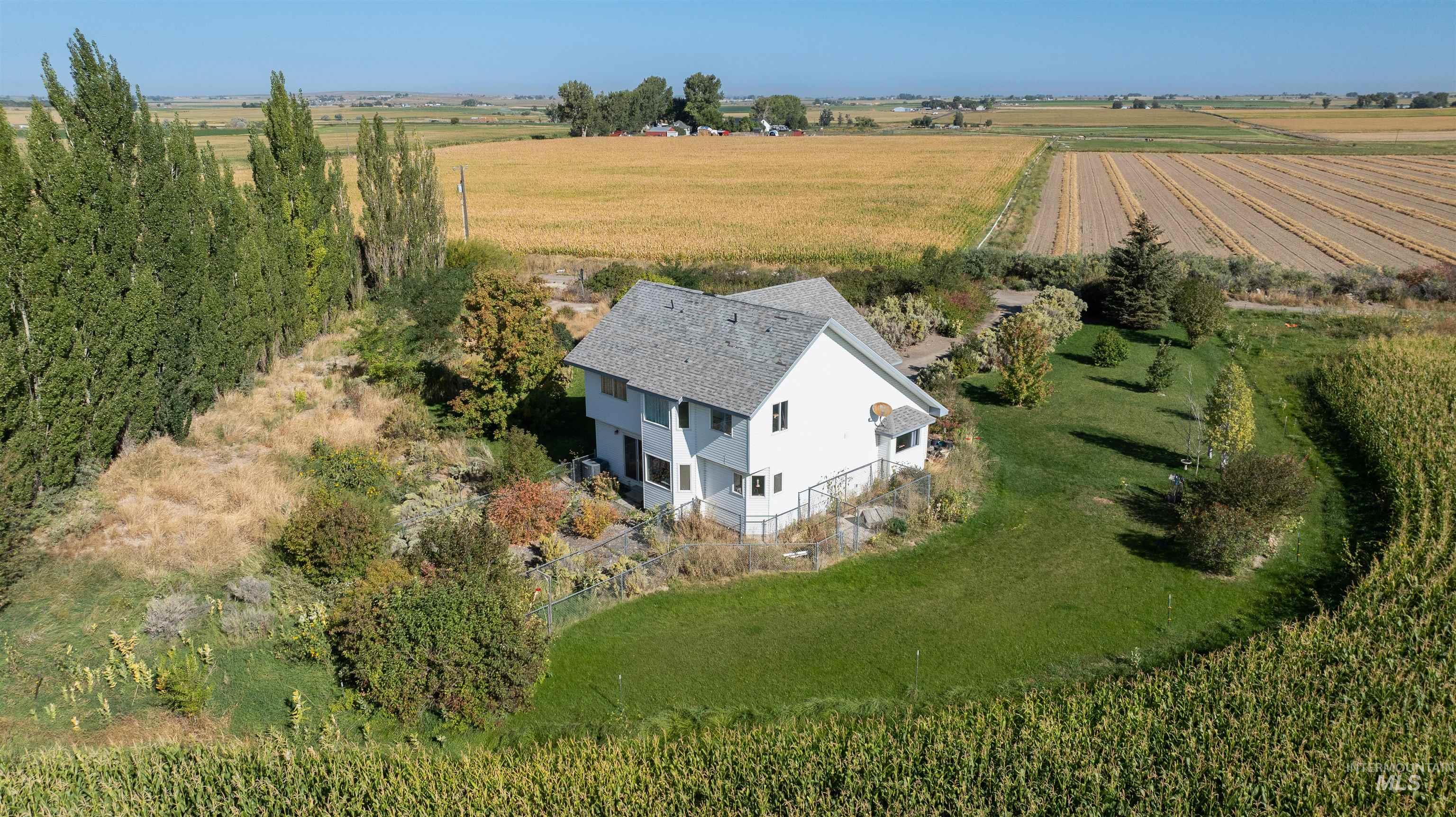 3374 N 1200 E, Buhl, Idaho 83316, 5 Bedrooms, 2 Bathrooms, Residential For Sale, Price $479,000,MLS 98988124