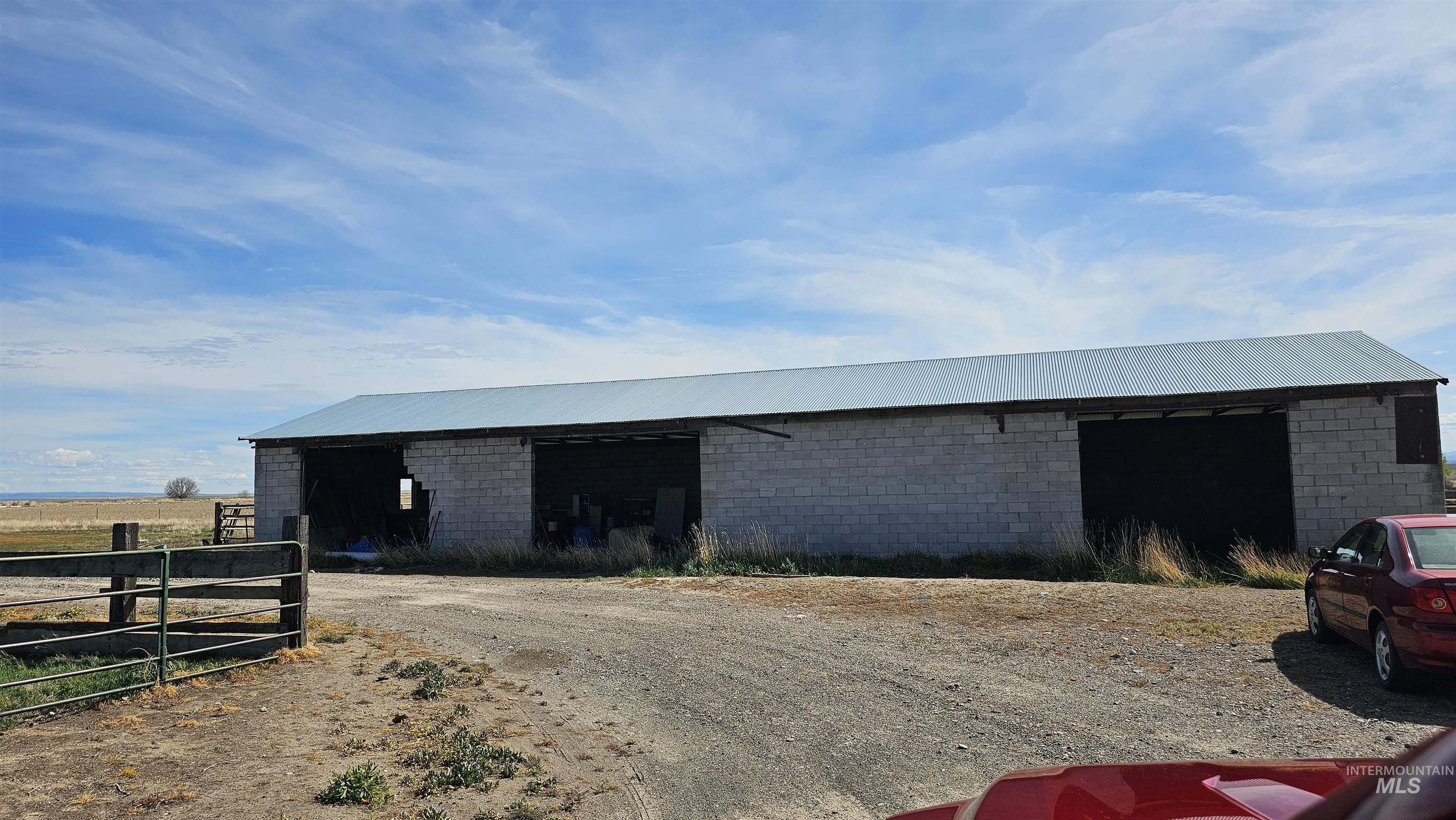 3374 N 1200 E, Buhl, Idaho 83316, 5 Bedrooms, 2 Bathrooms, Residential For Sale, Price $479,000,MLS 98988124