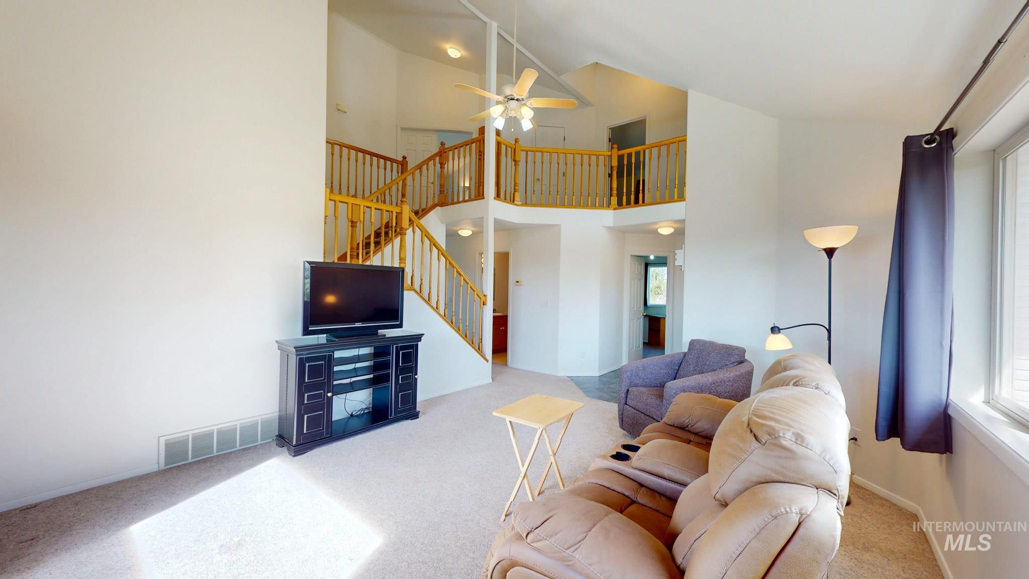 3374 N 1200 E, Buhl, Idaho 83316, 5 Bedrooms, 2 Bathrooms, Residential For Sale, Price $479,000,MLS 98988124